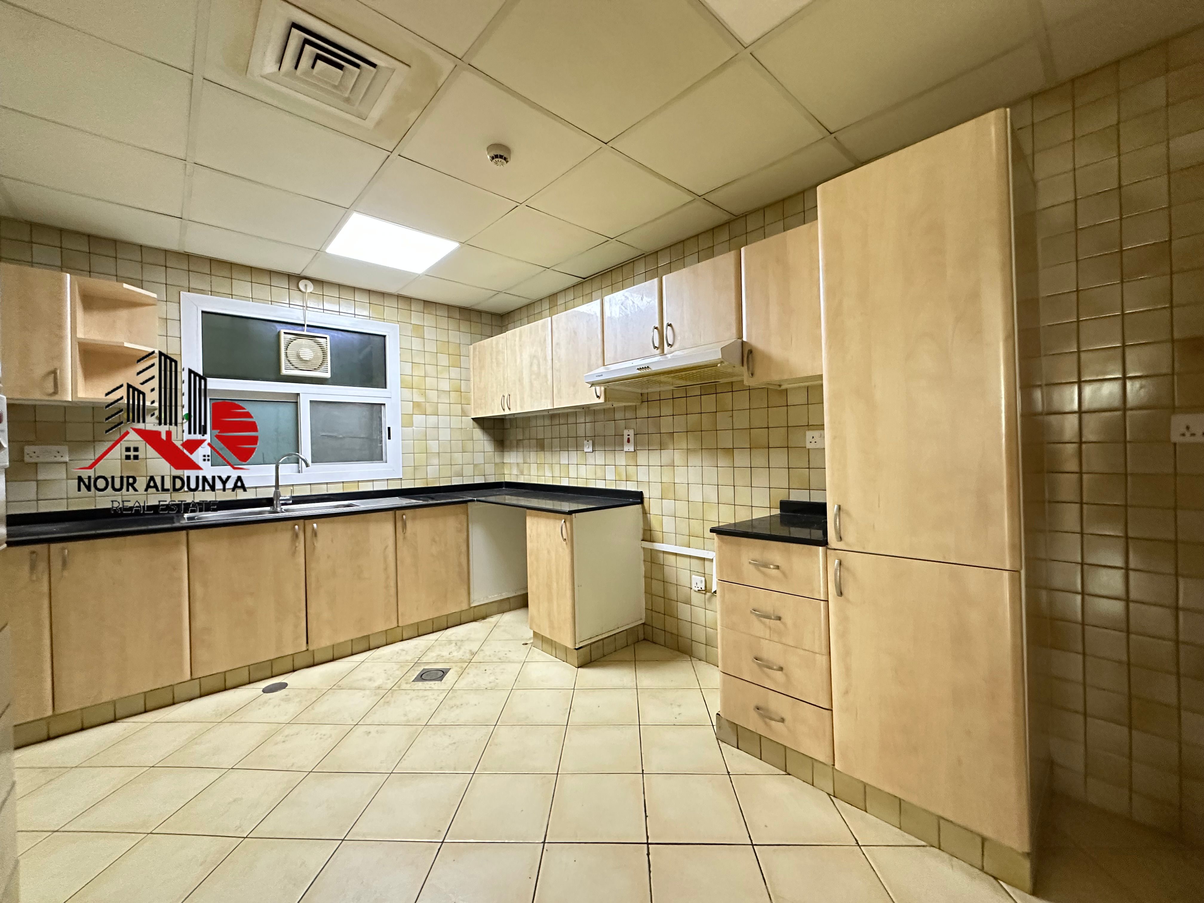 FRONT OF METRO 2BHK AVAILABLE ONLY FAMILY. !!!