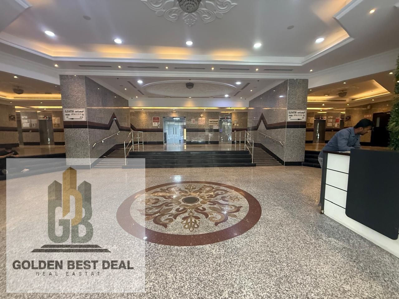 prime location & Ready apartment @fitted @best price