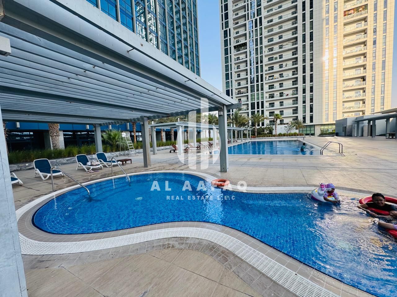 Most Luxurious 3BHK | Master bedroom | 2 Parking free