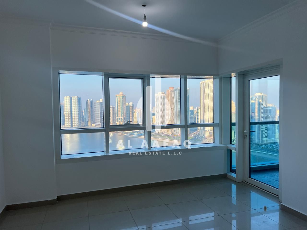 Spacious 2BHK | Master bedroom | Sea View | AC Chiller free