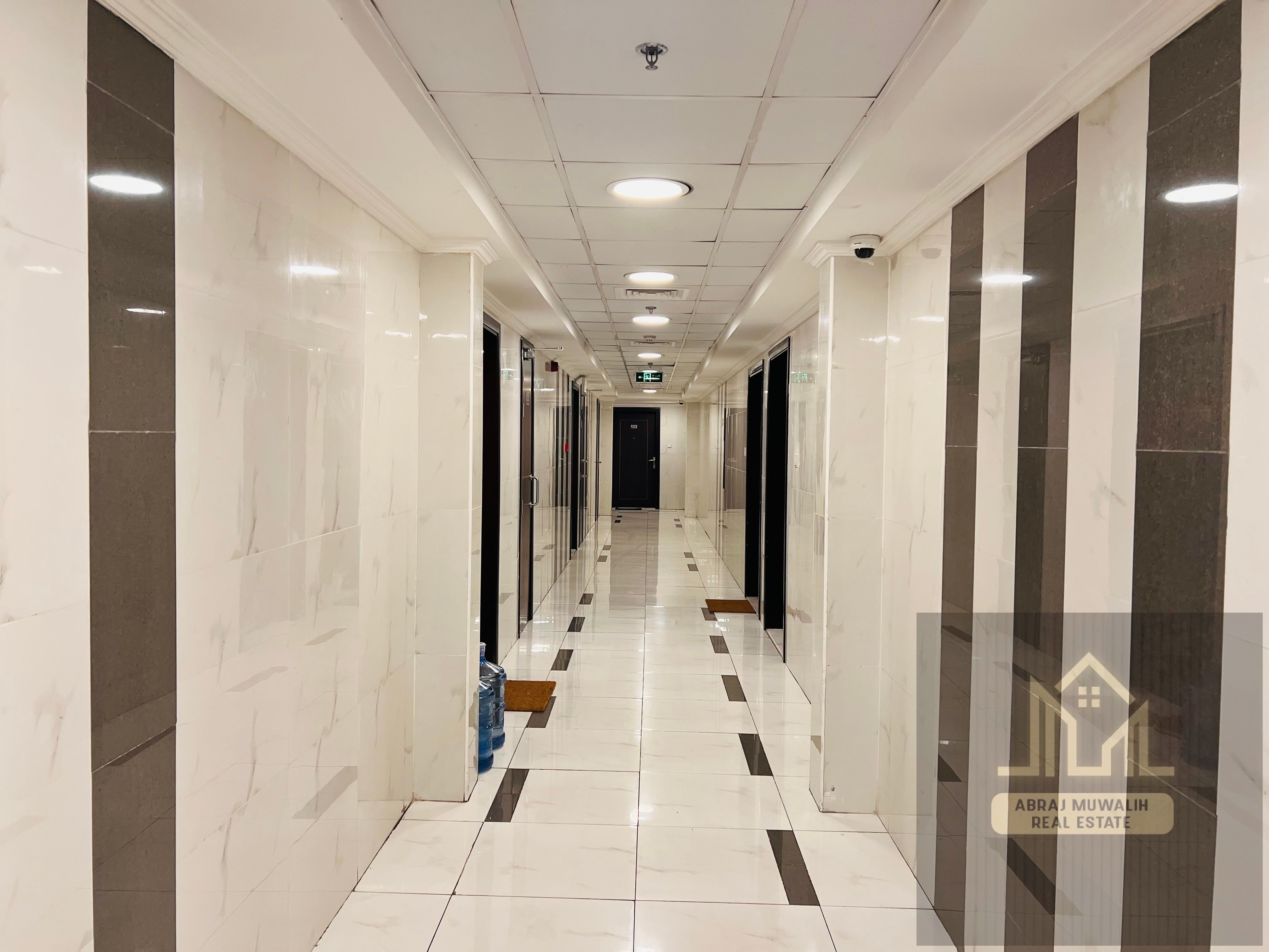 Like new building frount of zahia city center only family just 38k