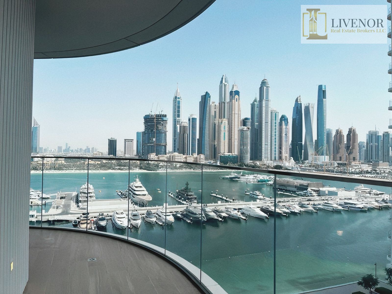 Beachfront 2-Bedroom Apartment – Emaar Beachfront
