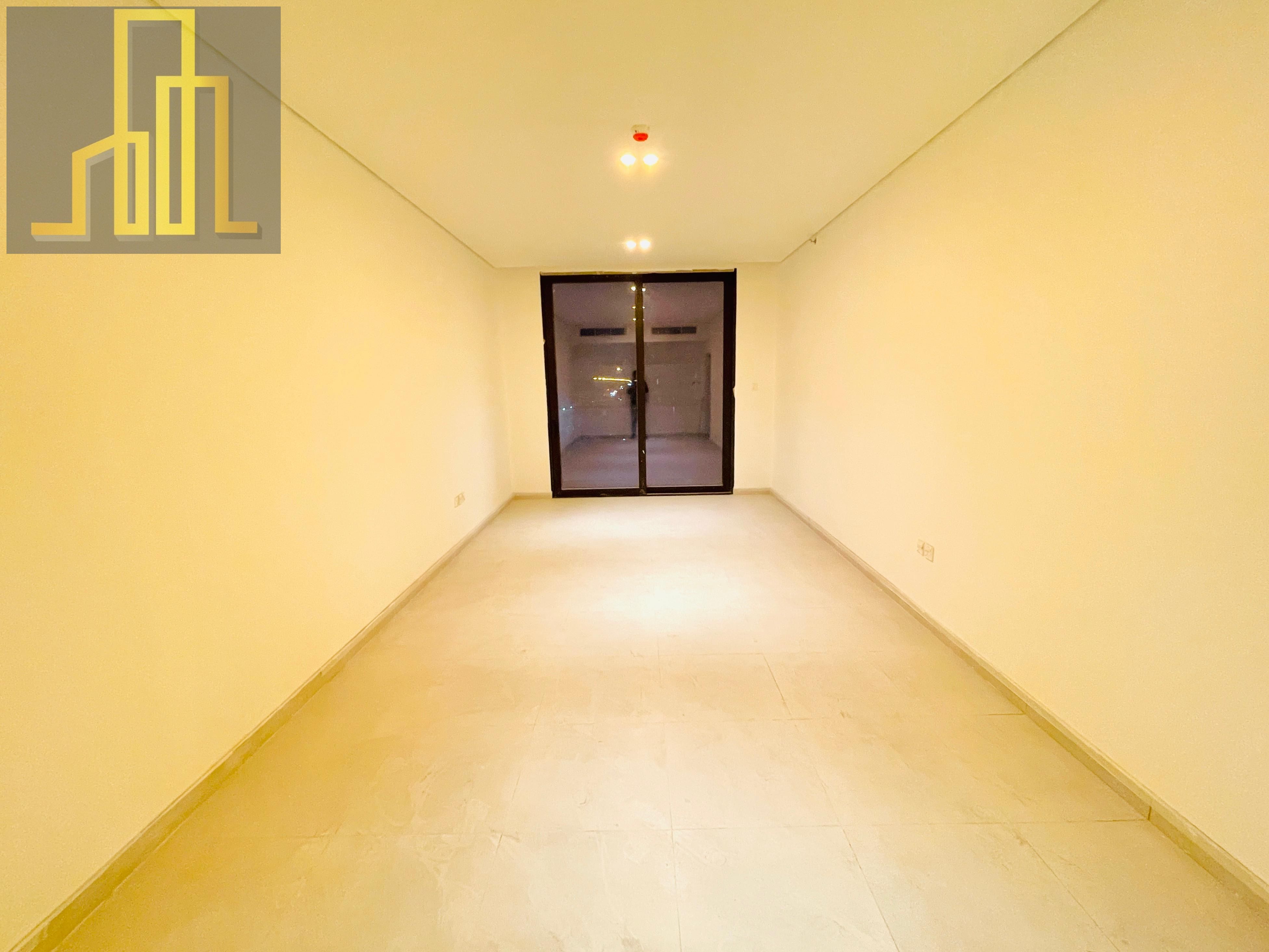 12 CHQ PAYMENT / NO DIPOSSIT / BRAND NEW BUILDING 1ST SHIFTING WITH PARKING