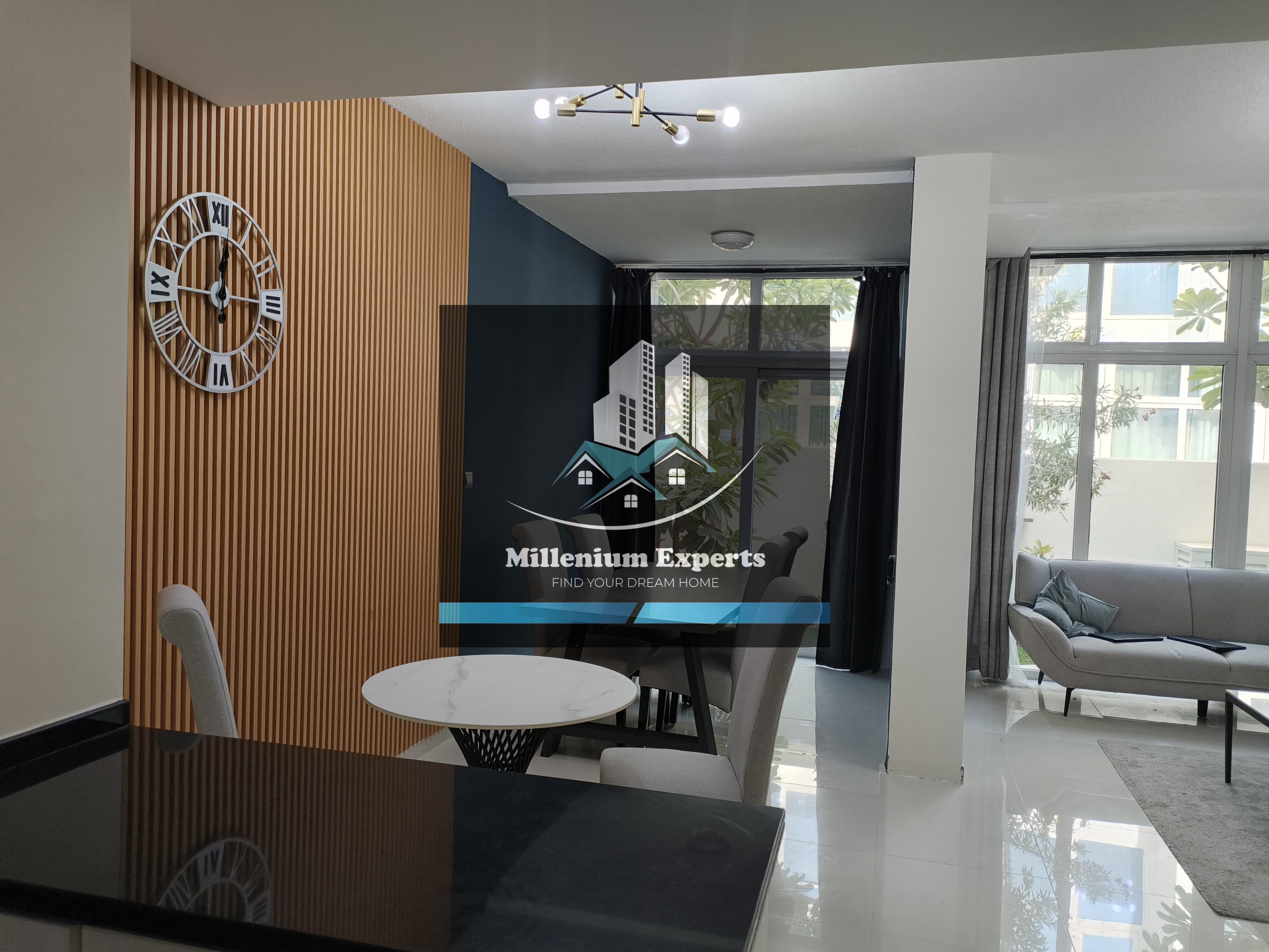LUXURY SPACIOUS 3BEDROOMS FULLY FURNISHED FOR RENT READY TO MOVE