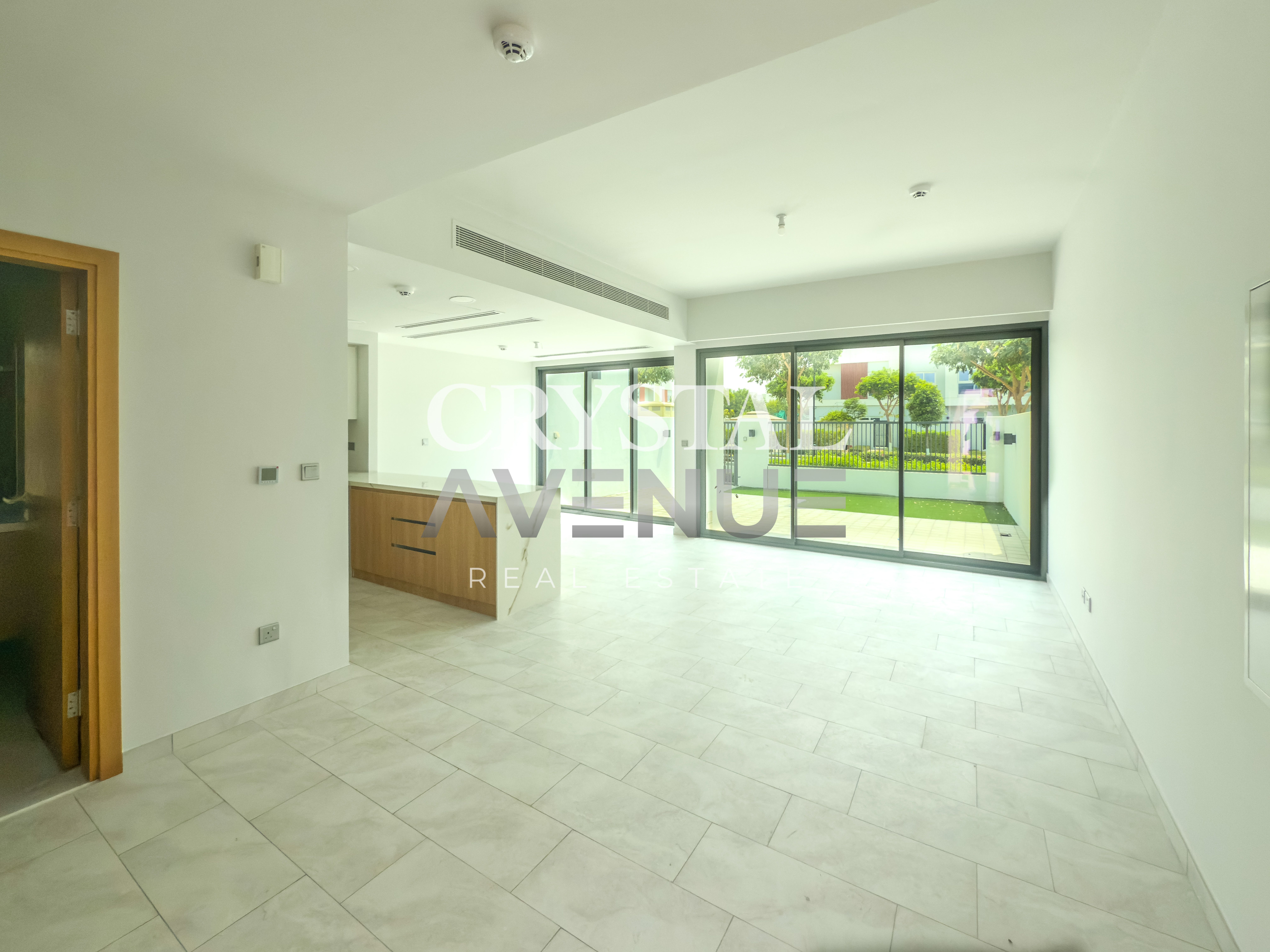 BRAND NEW + MAID ROOM | INFRONT AMENITIES | SINGLE ROW
