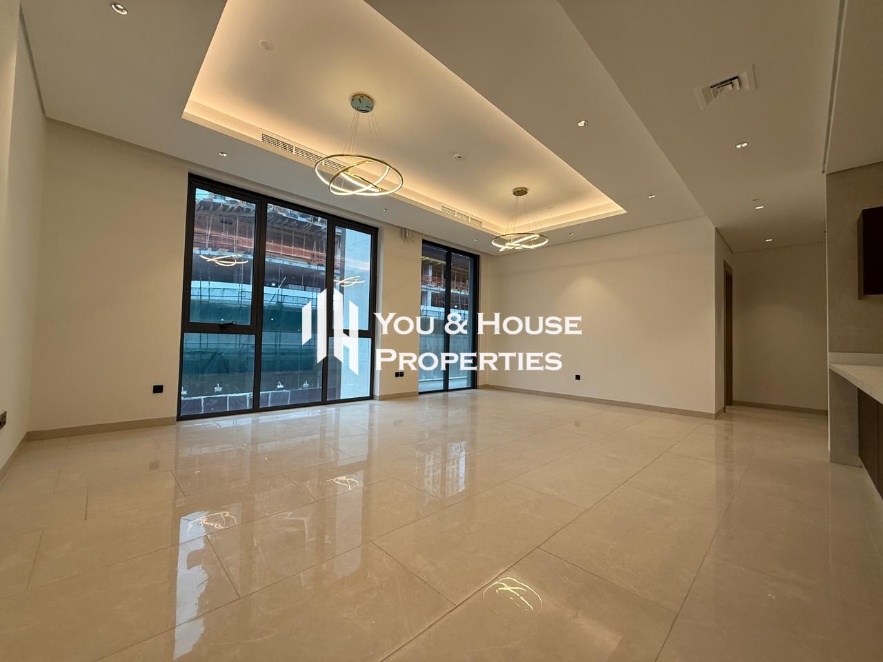 Spacious & Stylish 3 Bedroom I Modern Finishes I Prime Spot