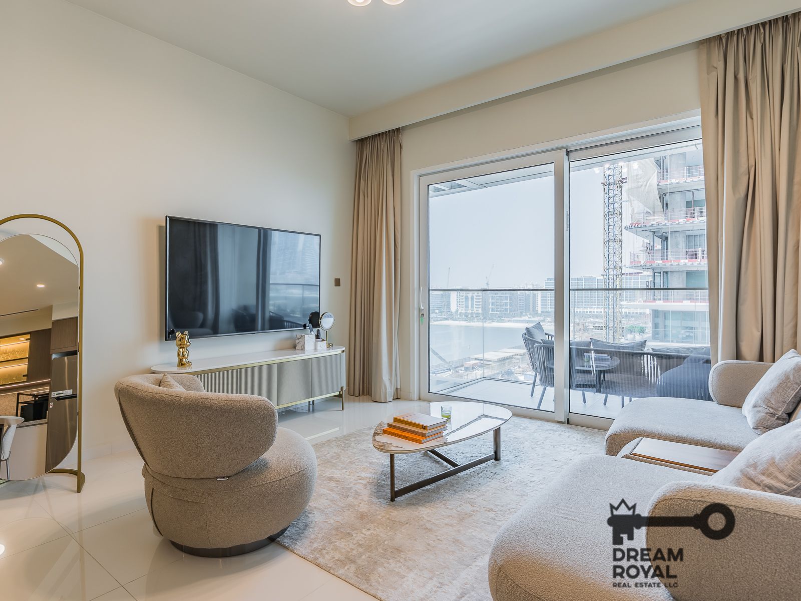 Elegant 1BR | Sea View | Fully furnished
