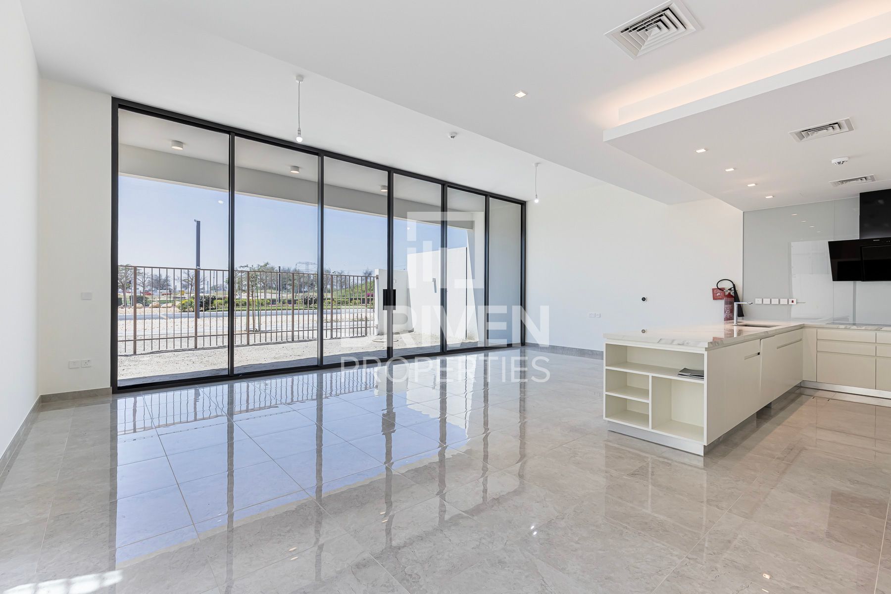 Modern Living | Spacious with Maids Room