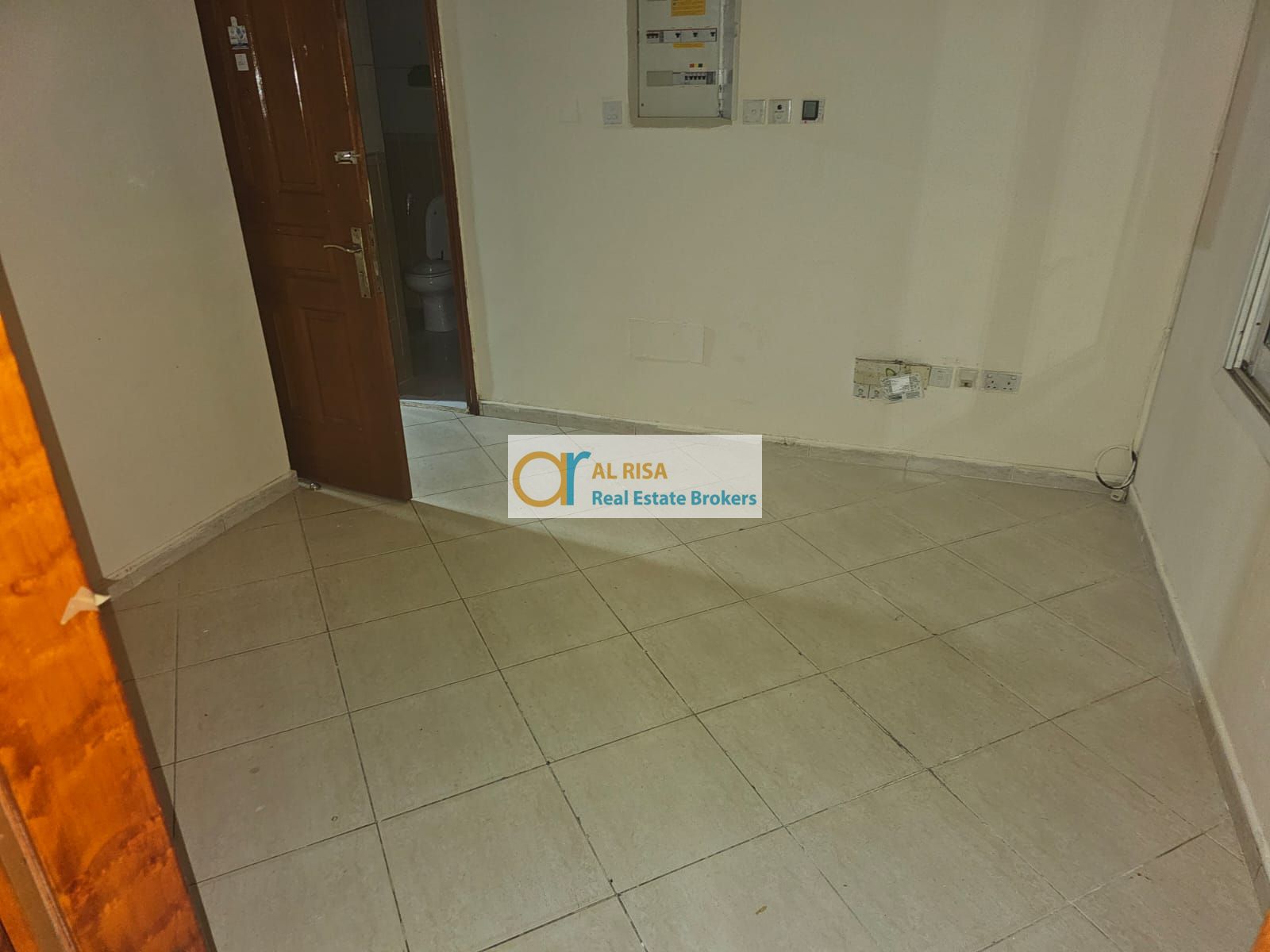 1 BHK Apartment Available at Al Karama