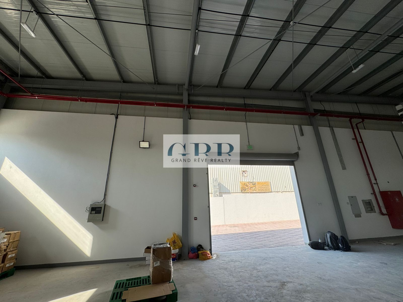 Storage Warehouse | DIP 1 | Ideal Location