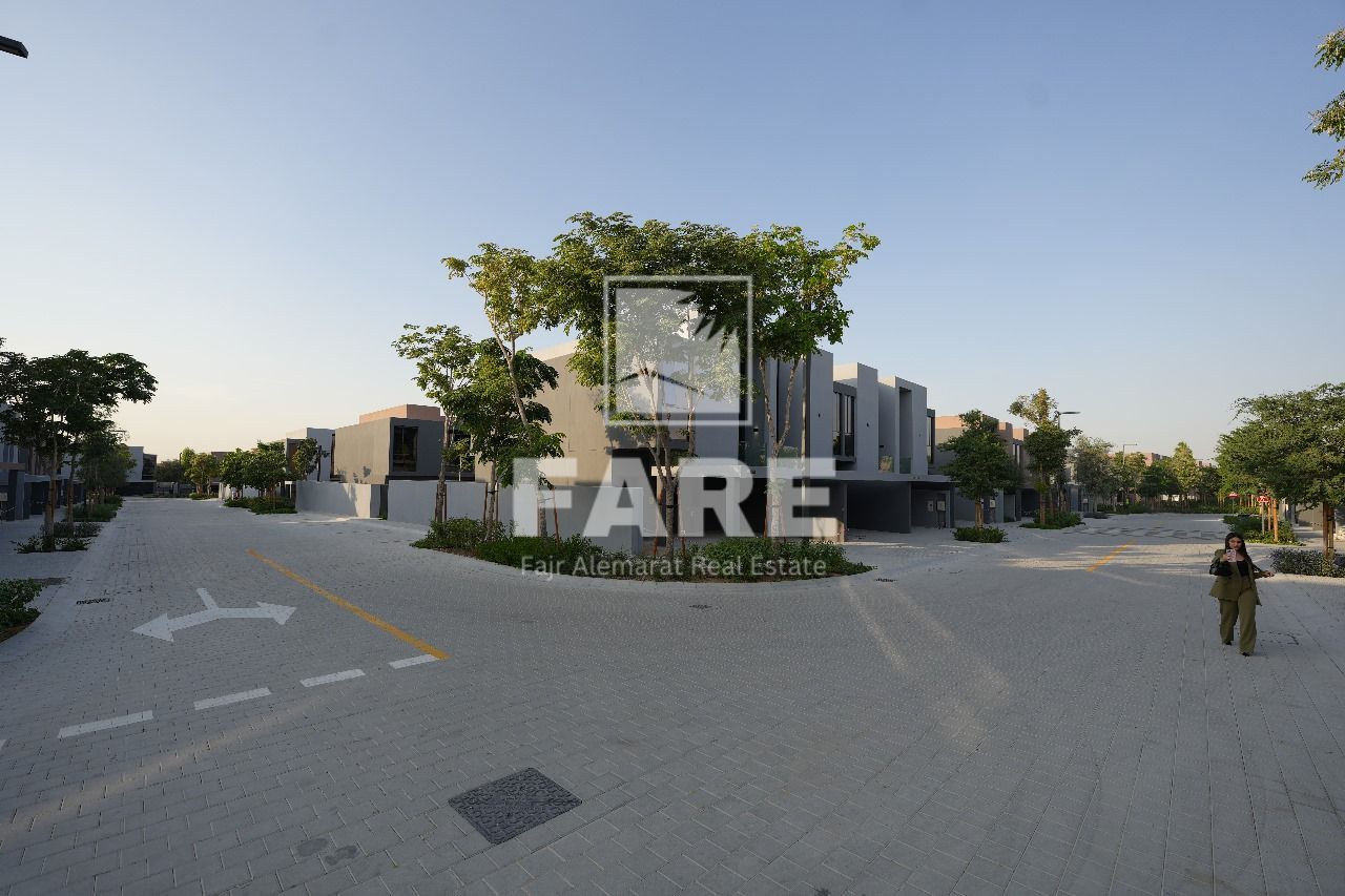 Spacious 3BR Master Corner Townhouse in KAYA