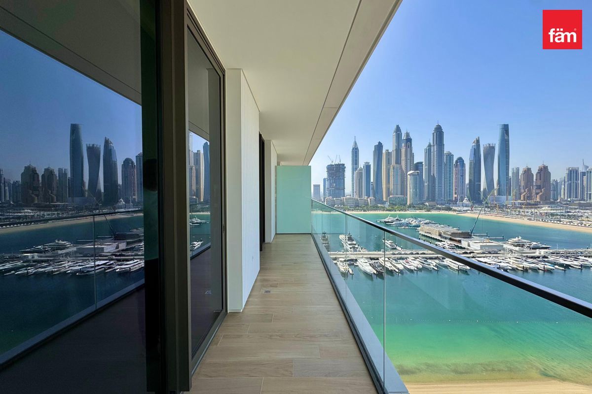 Park & Marina Views | Large Layout | Exclusive