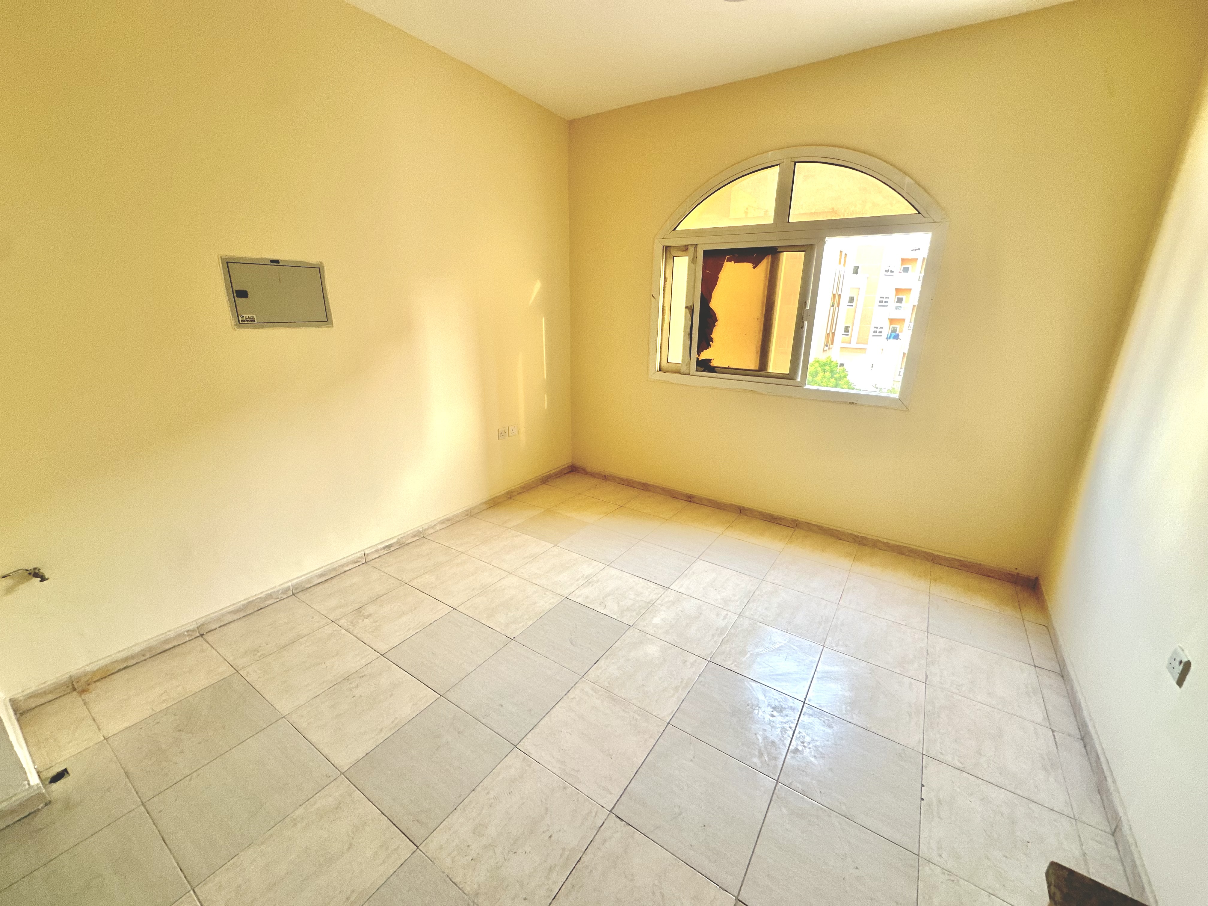 READY TO MOVE (STUDIO) IN PRIME LOCATION IN MUWAILEH SHARJAH