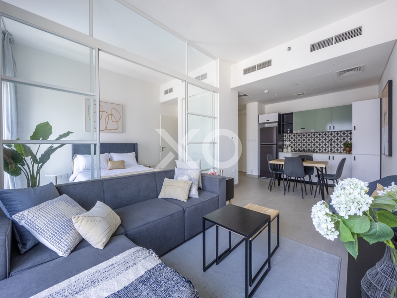 Avail 20th June - Furnished - High Floor.