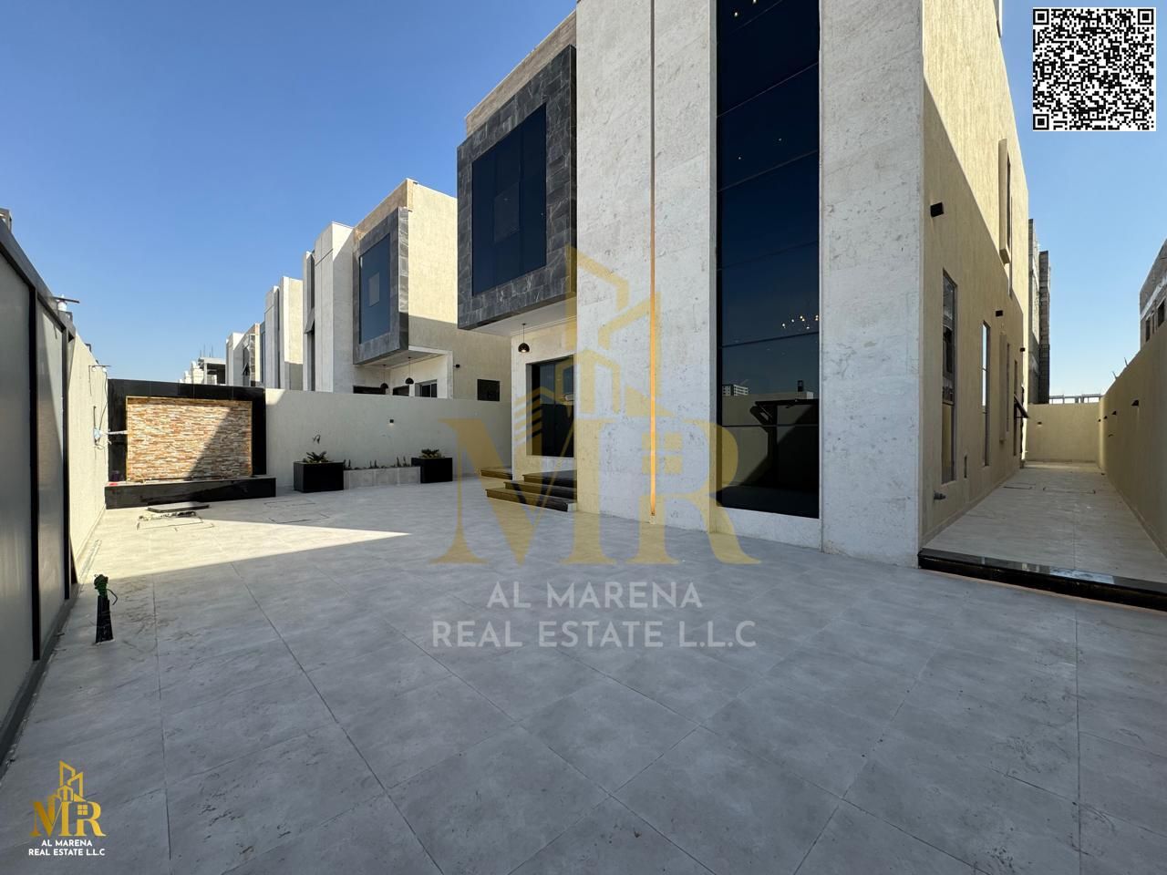 Luxury villa in Al-Halio 2, area 3800 square feet, price includes registration and ownership fees - 5 master bedrooms, free ownership for all national