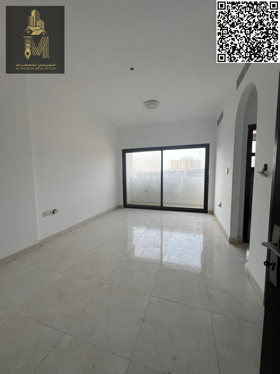 Modern 1 BHK Apartment with 2 Bathrooms, Balcony & Parking – Space for Laundry/Storage