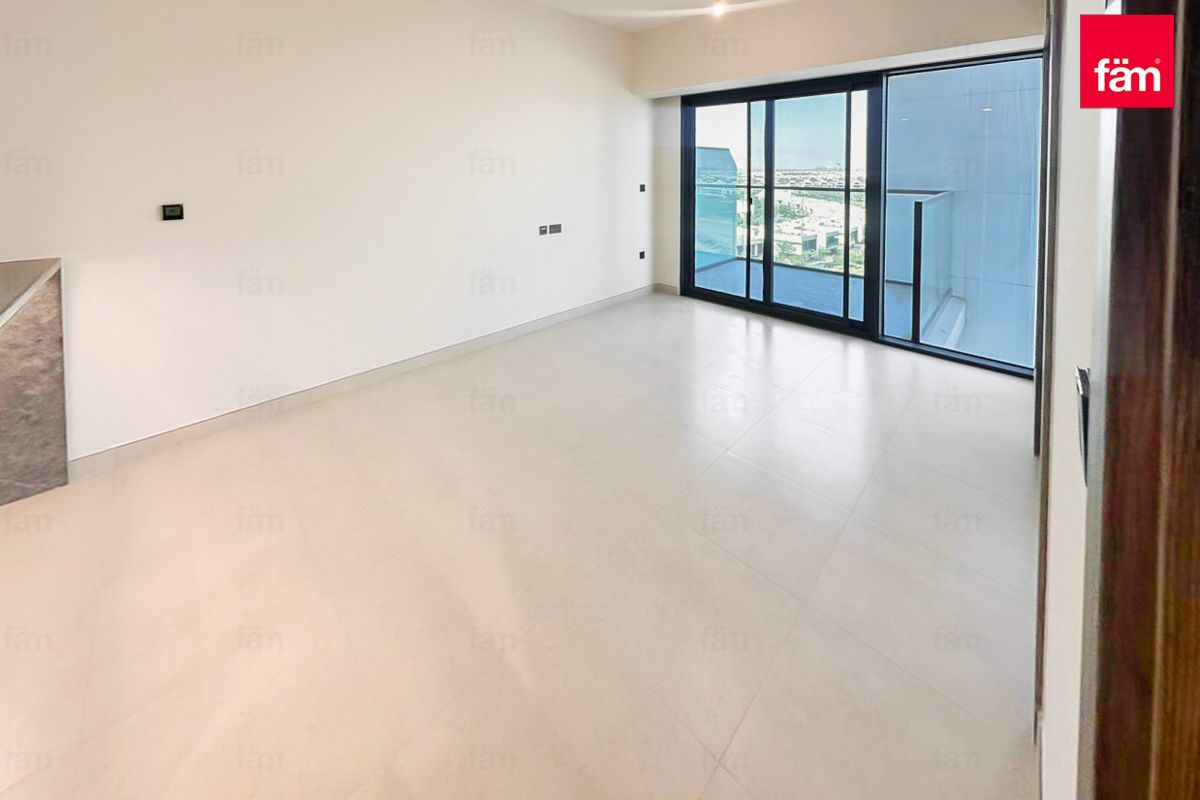 1BR+Study | Golf View | Brand New