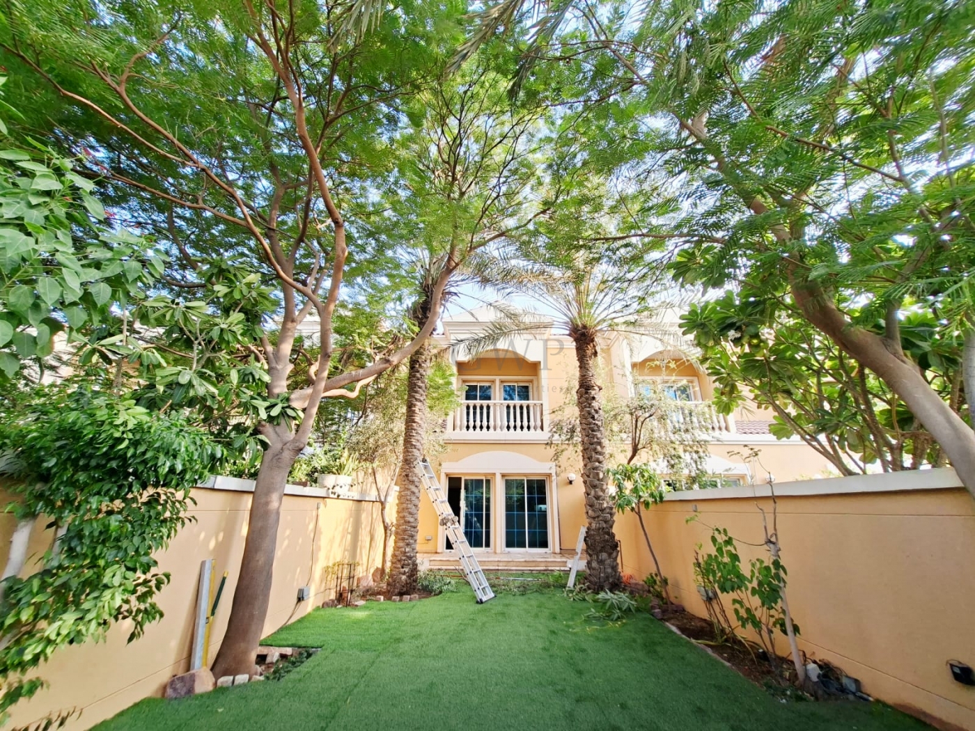 Single Row | Close to Park | Peaceful and Quite