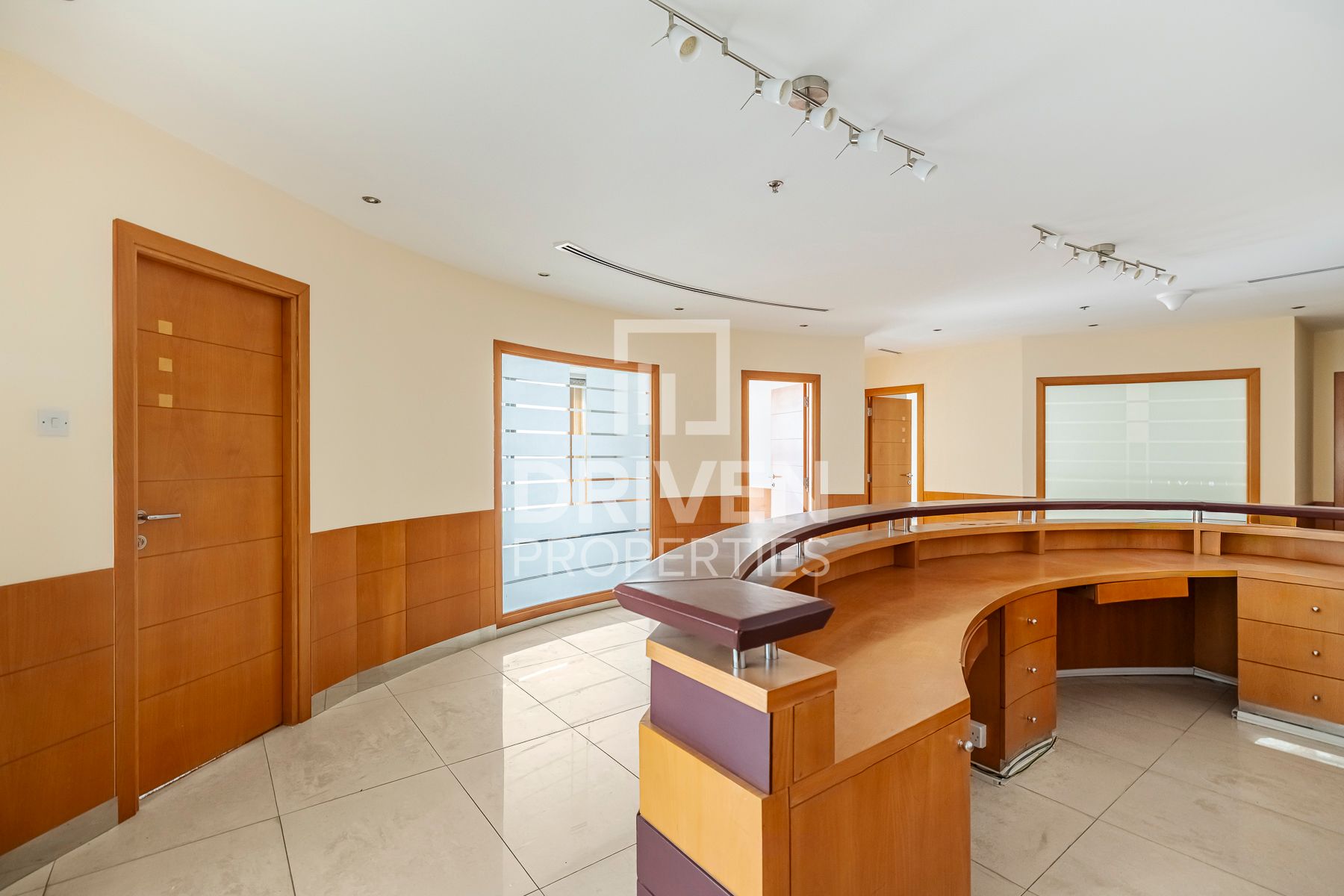Fitted Office | Near Metro | Zero Utility Bills