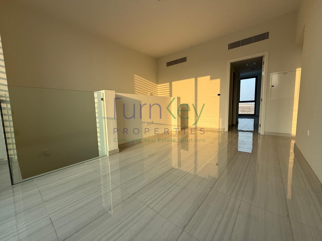 4 beds + Maids Townhouse | Vibrant and Spacious