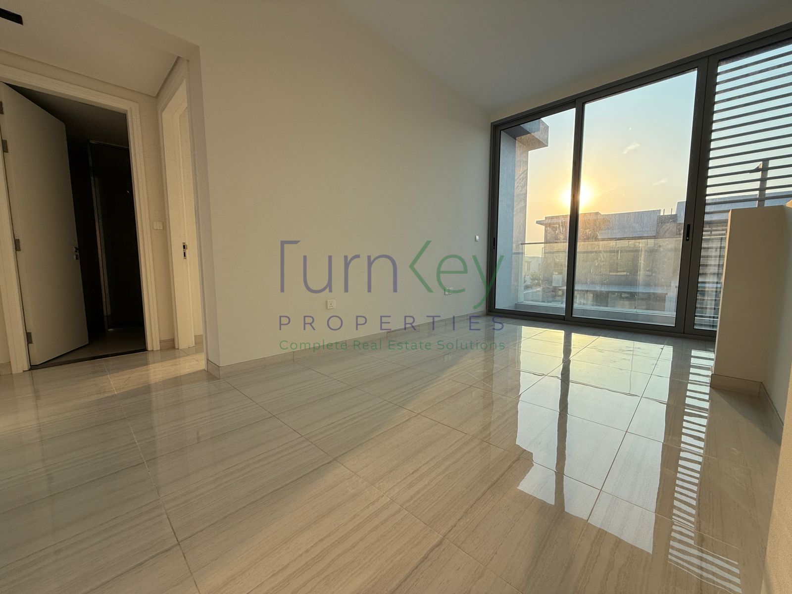 4 beds + Maid | Spacious Layout | Prime Location