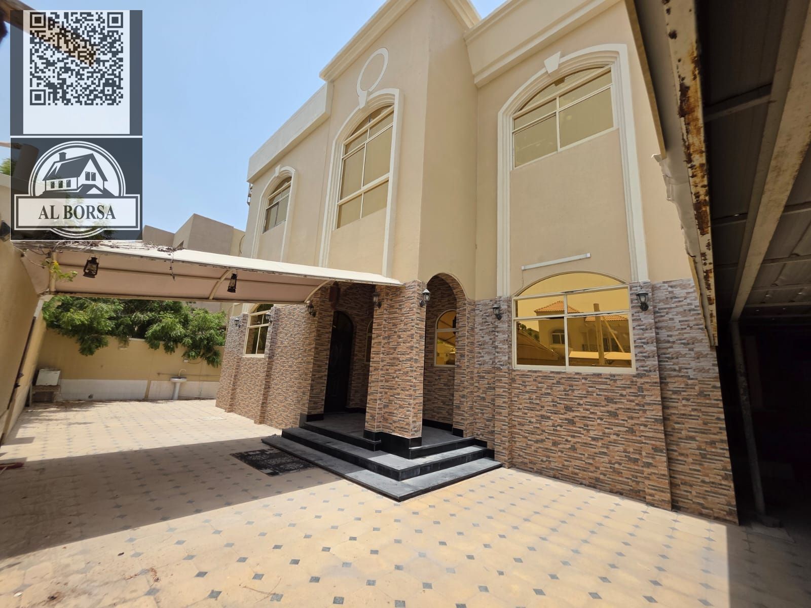 Villa for sale in Rawdah 1 area 6400 feet, 10 rooms with an external annex 2 million 250 negotiable, ready for housing