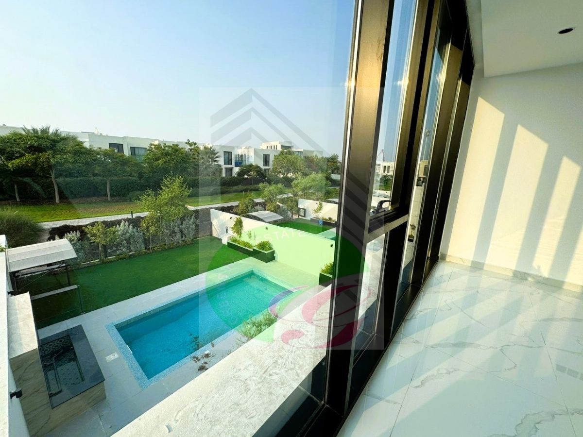 Ready to Move | Luxury Life Style | High ROI | VIP Area | Perfect for Family & Investment