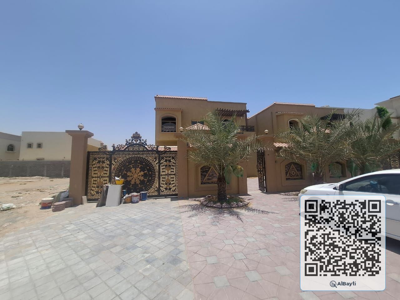 Beautiful Villa Available For Sale