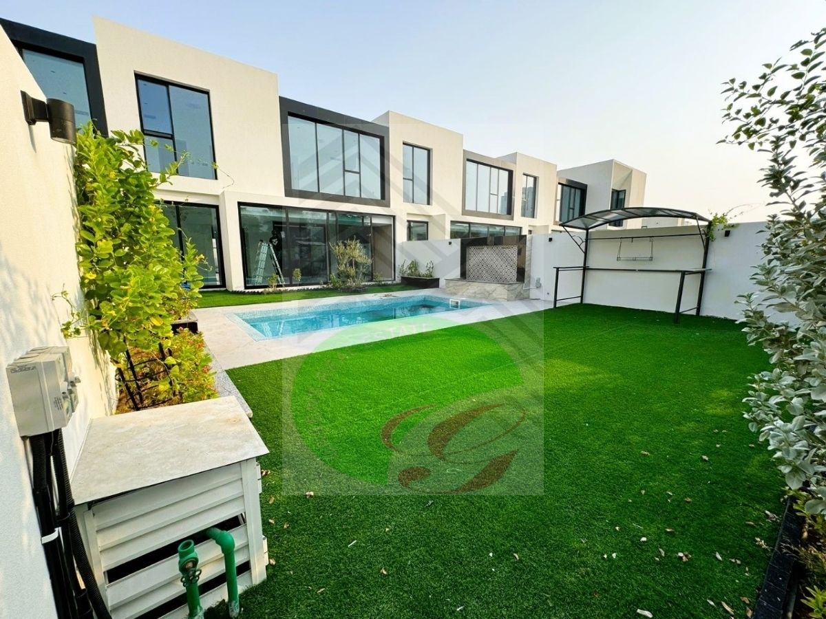 Ready to Move | Prime Location | VIP Area | Perfect for Family & Investment