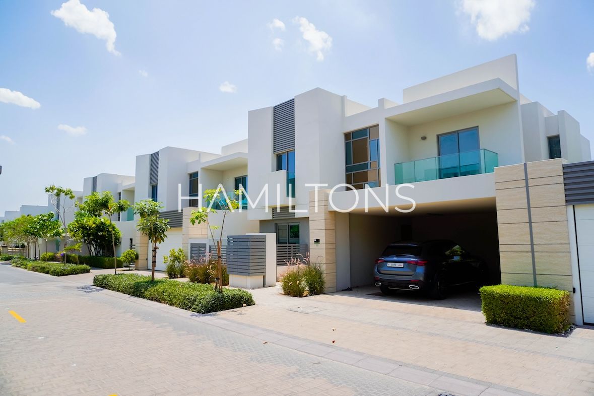 Luxury Villa | Gated Community | Resale