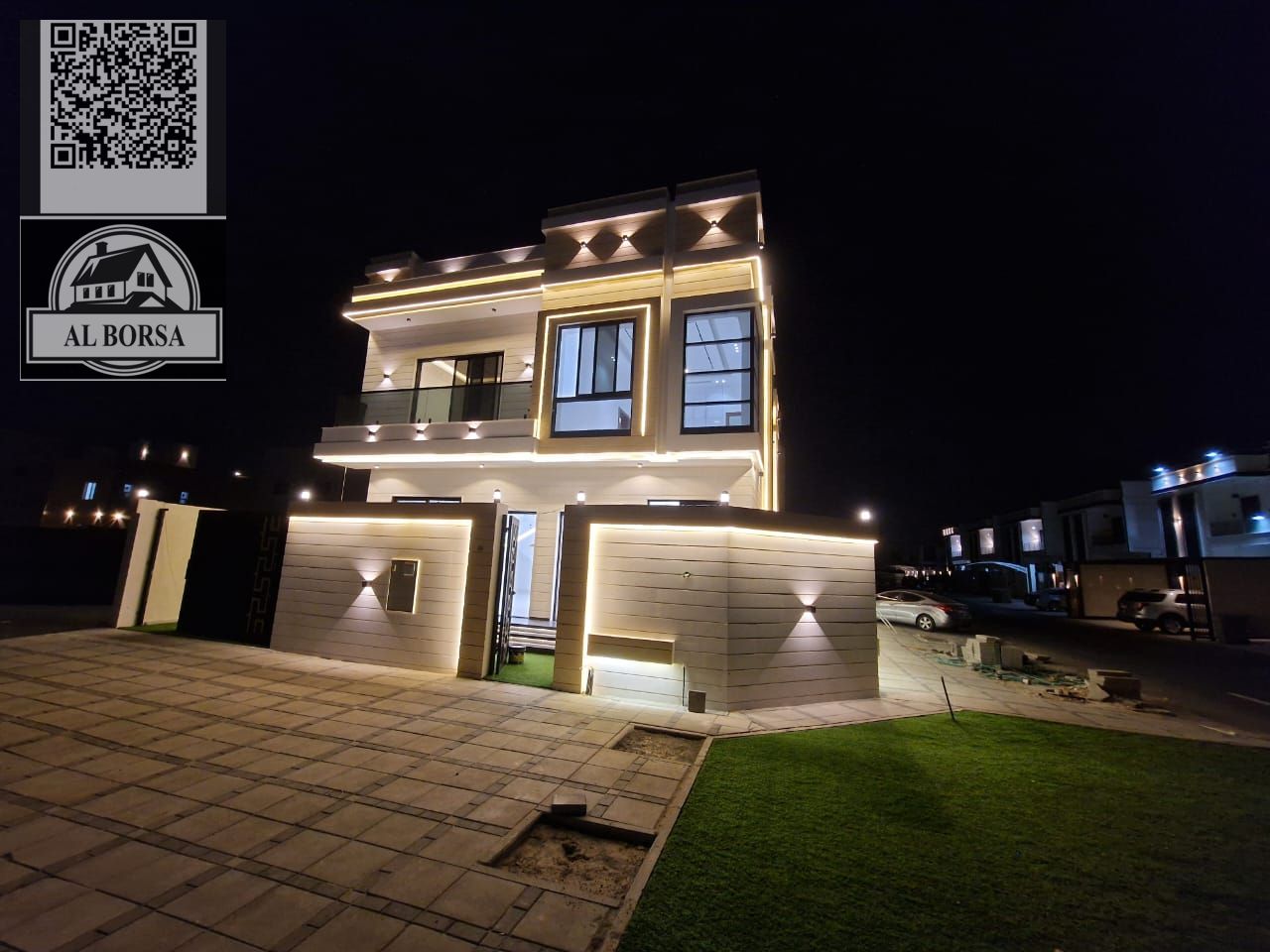 For sale, a villa in Al-Haliw, including registration fees, central air conditioning, five rooms, a living room, a maid’s room, and a roof.