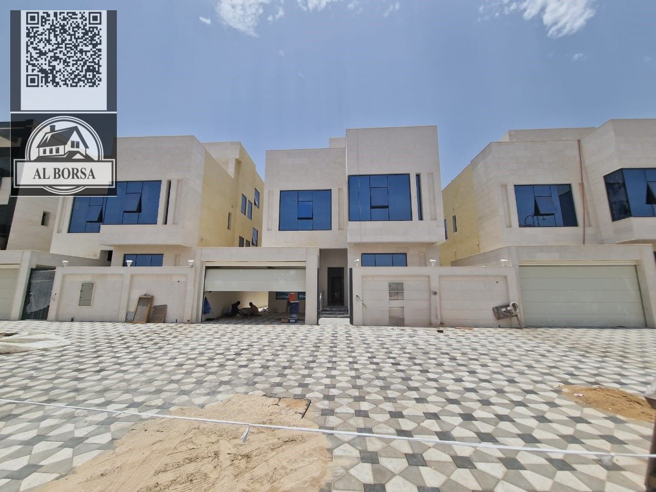For rent, a residential and commercial villa consisting of 6 master bedrooms, a living room, a hall, and a maid's room