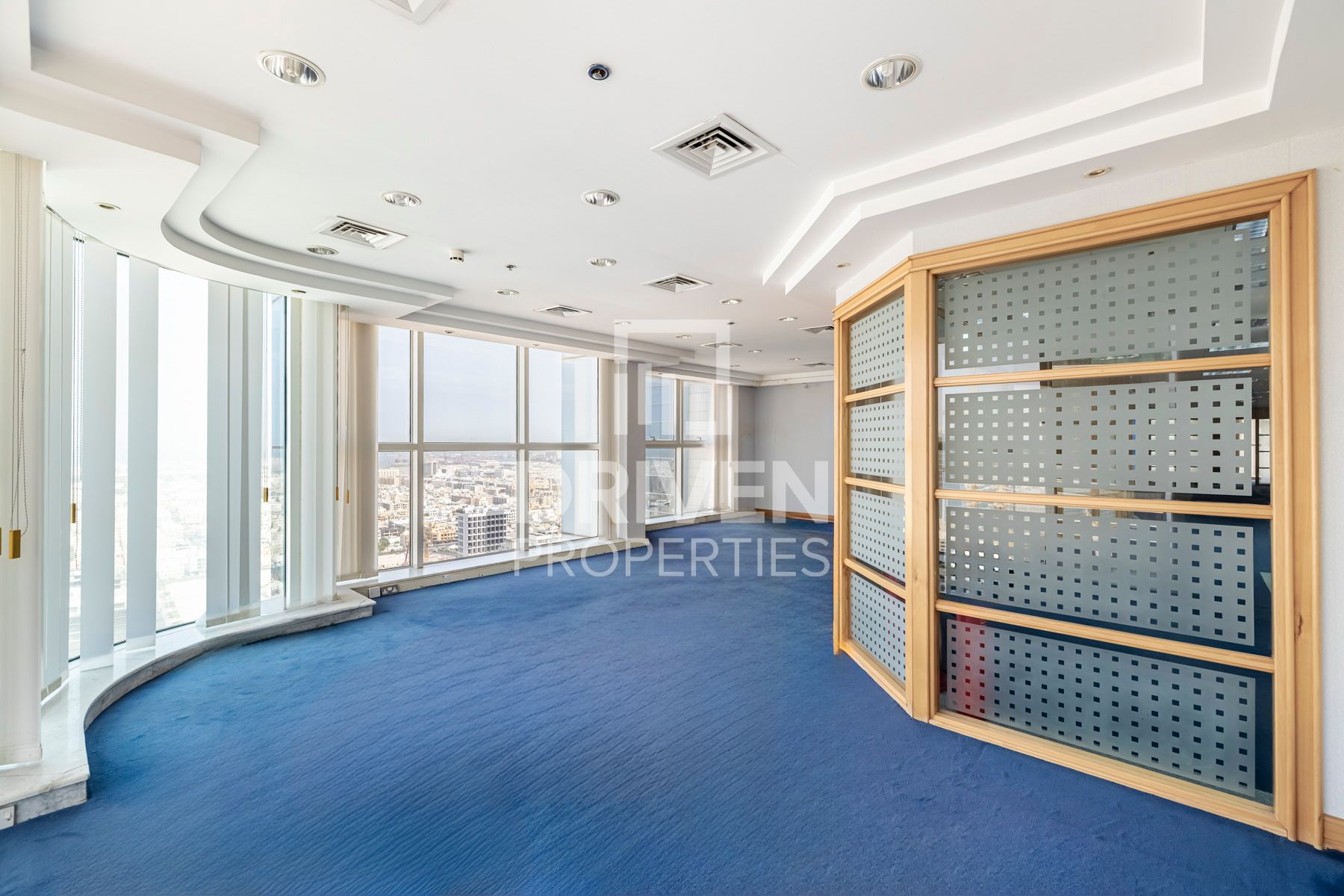 Fitted Half Floor Office | Free Dewa and Chiller