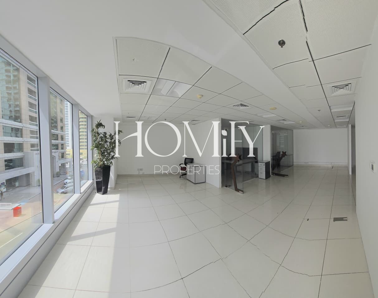 Hot Deal - Lake View - Bright and Furnished
