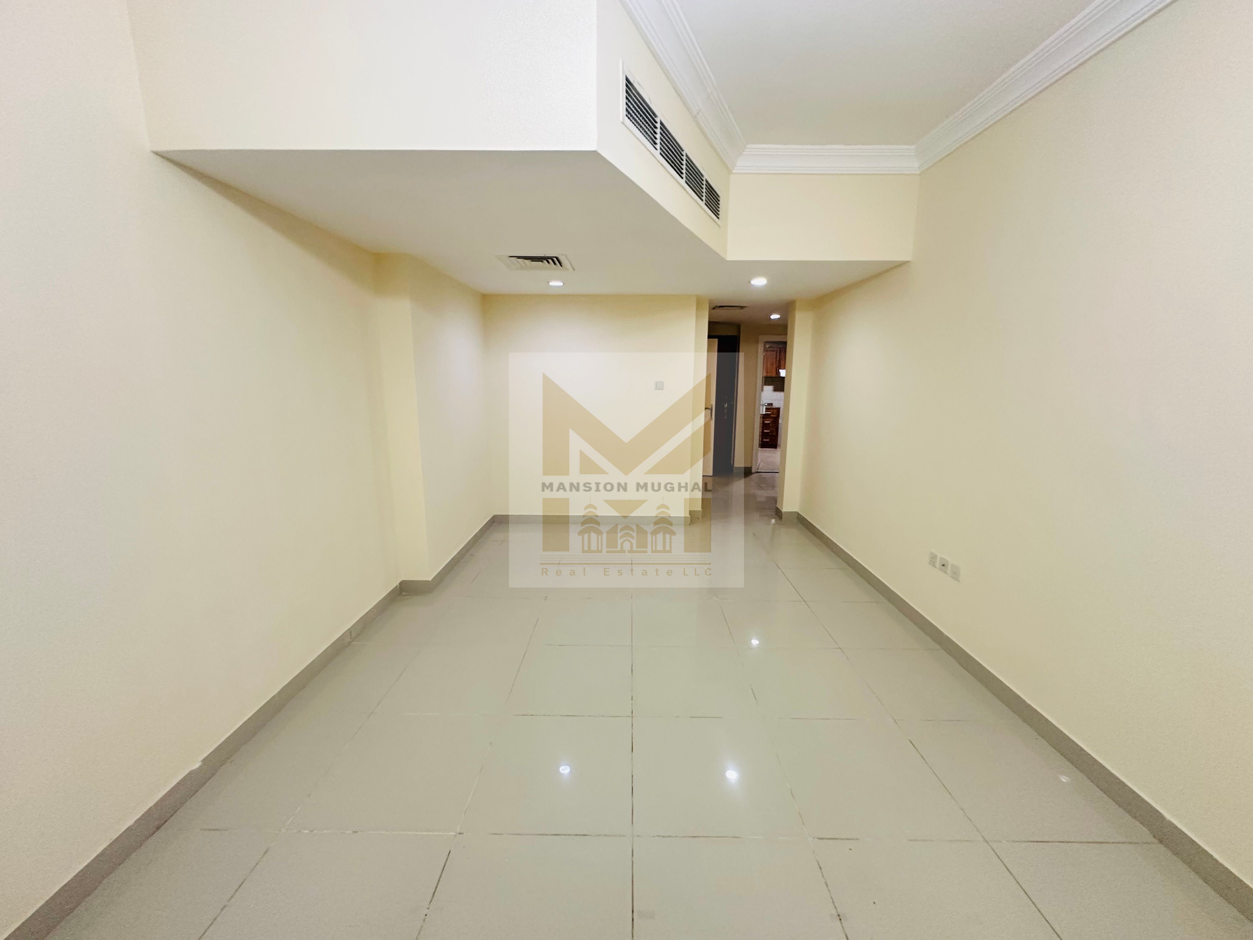 For company Staff //Luxury & Lavish 1-Br//Bright & Spacious//wardrobe & Balcony + Open View//1-Covered Parking//4&6 Chqs