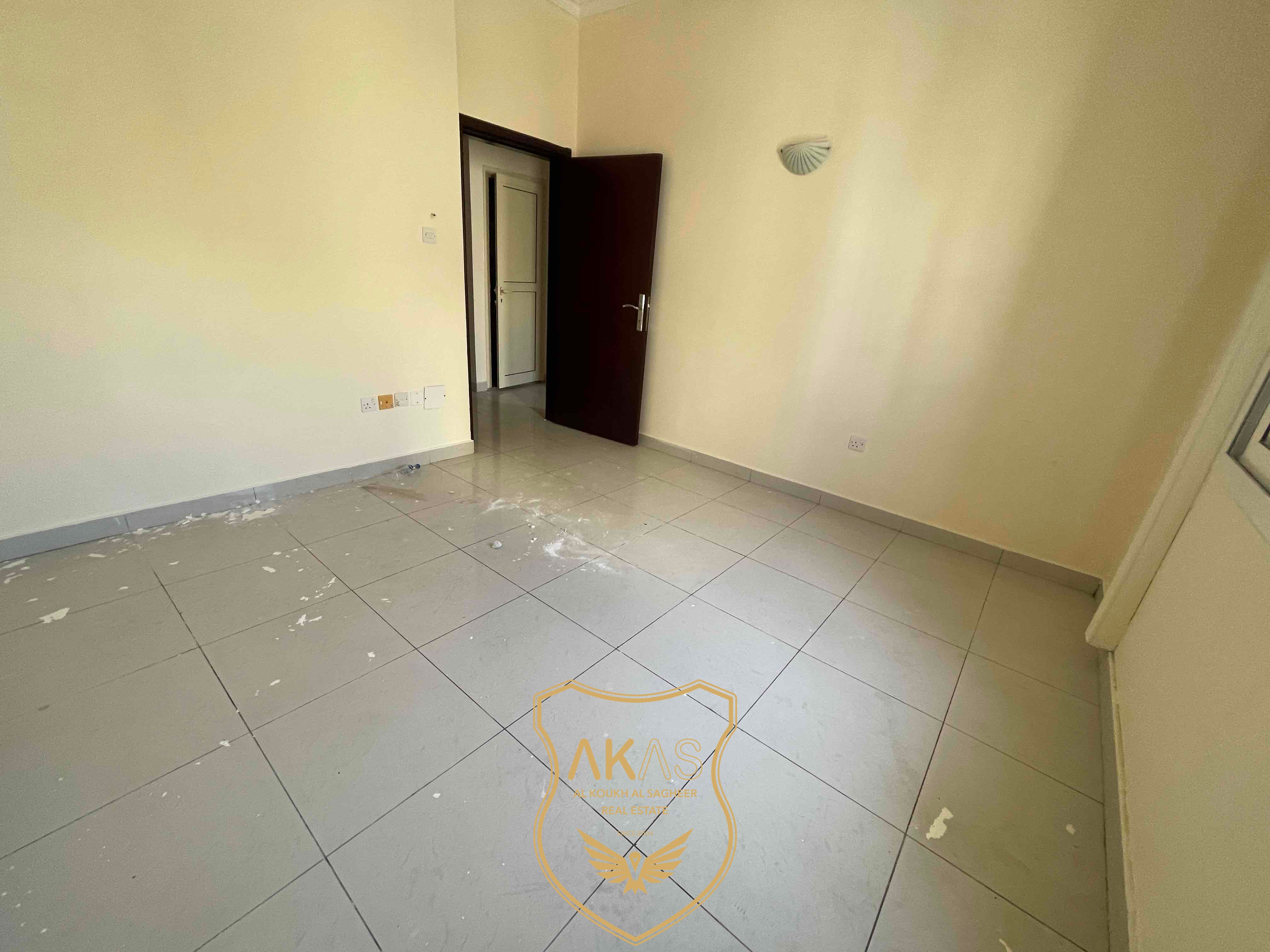 Bright and Specious 1Bhk apartment with 2bathrooms For Family Only