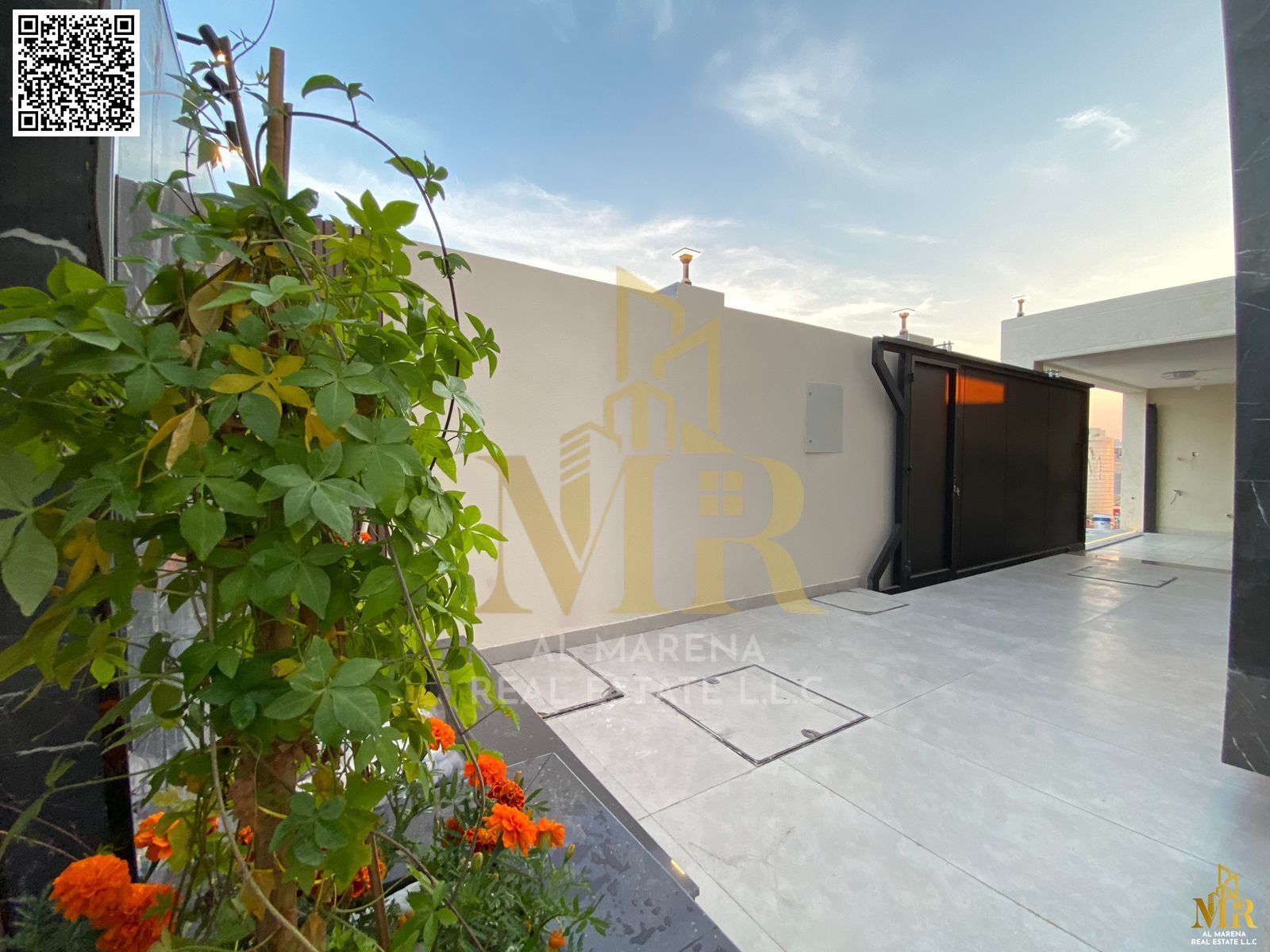 Location Details: The villa is located in a quiet, upscale area, ideal for families. Close to schools, markets, and vital amenities. Easy access to ma
