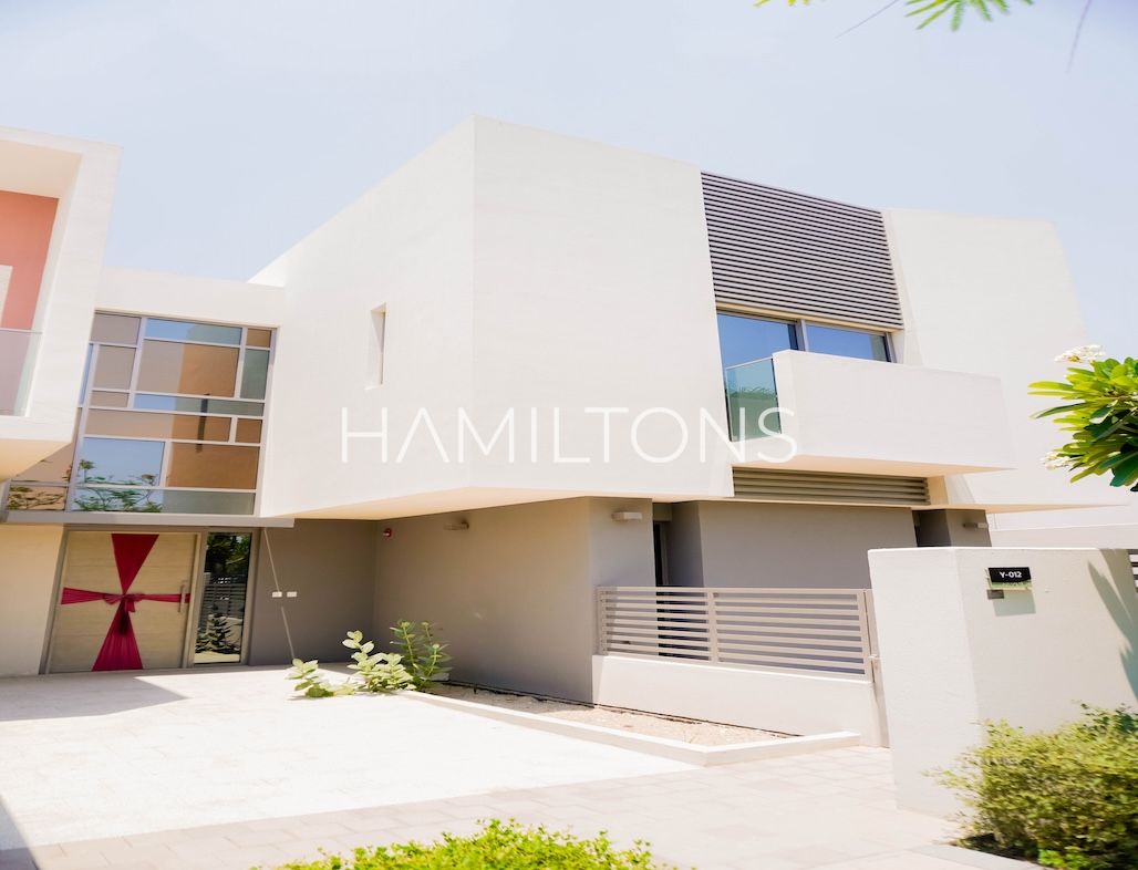 Exclusive Villa | Prime Location | Resale