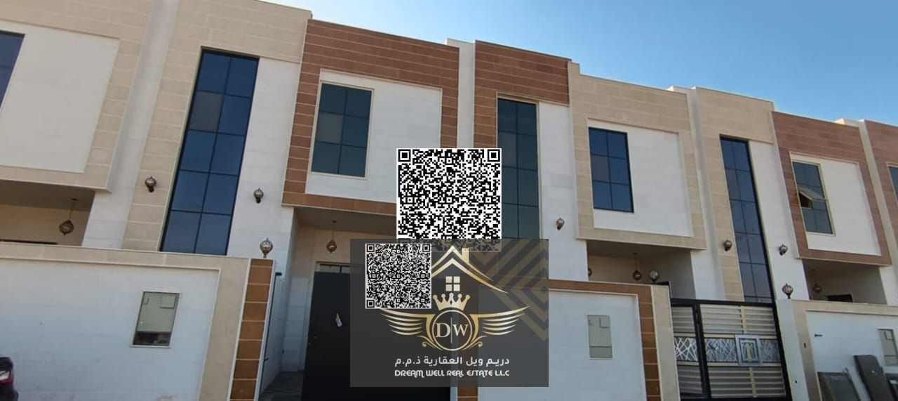 Luxury five bed room townhouse available for sale in reasonable price and big size on main road