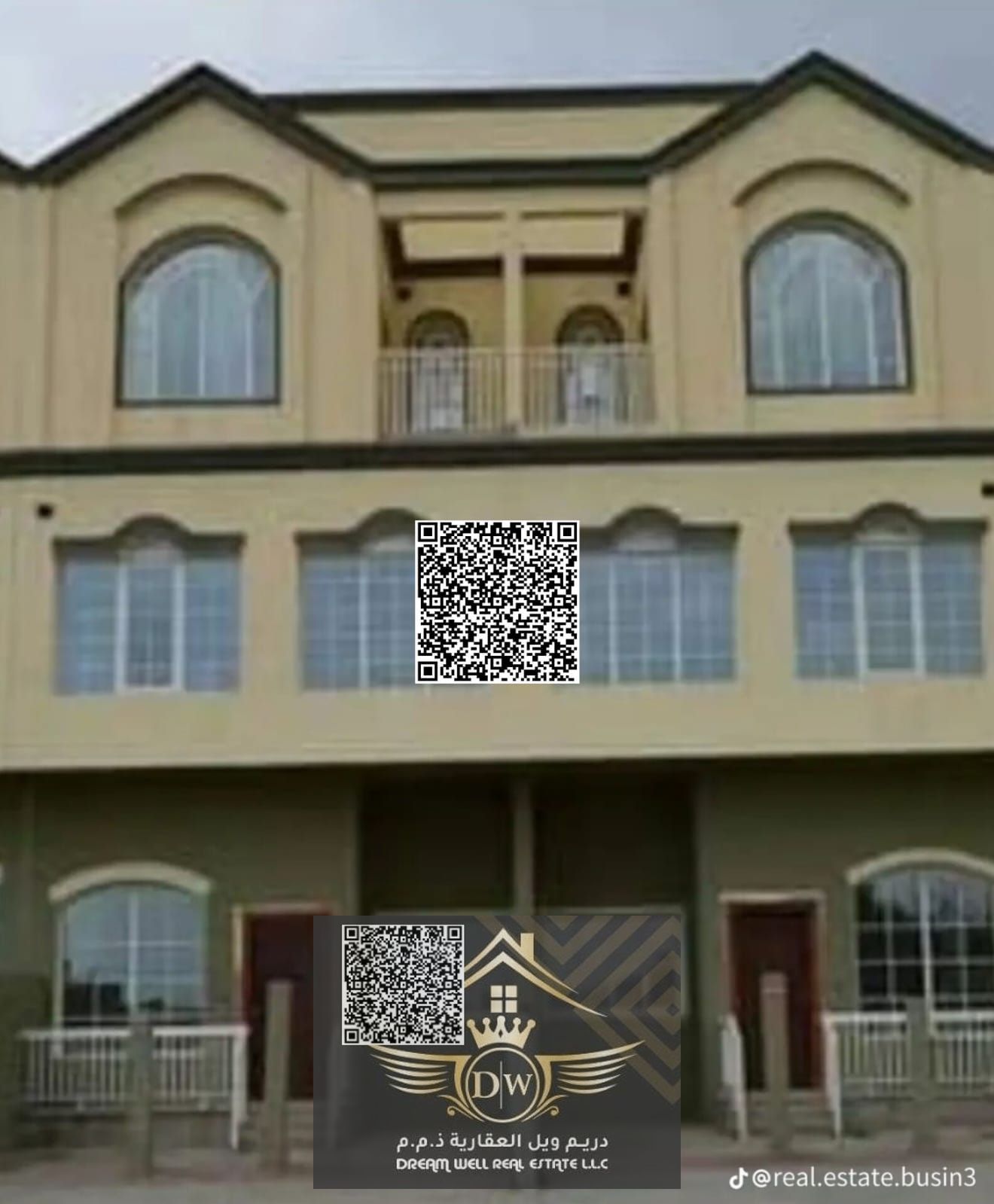 Three bed room townhouse available for rent in uptown ajman on E311 fully renovated