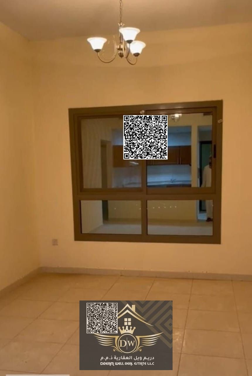 Spacious three bed available for rent open view and with parking high floor
