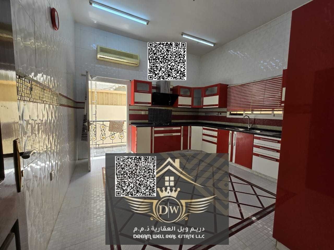 HOT DEAL FIVE BEDROOMS VILLA LUXURY LIFESTYLE IN REASONABLE PRICE