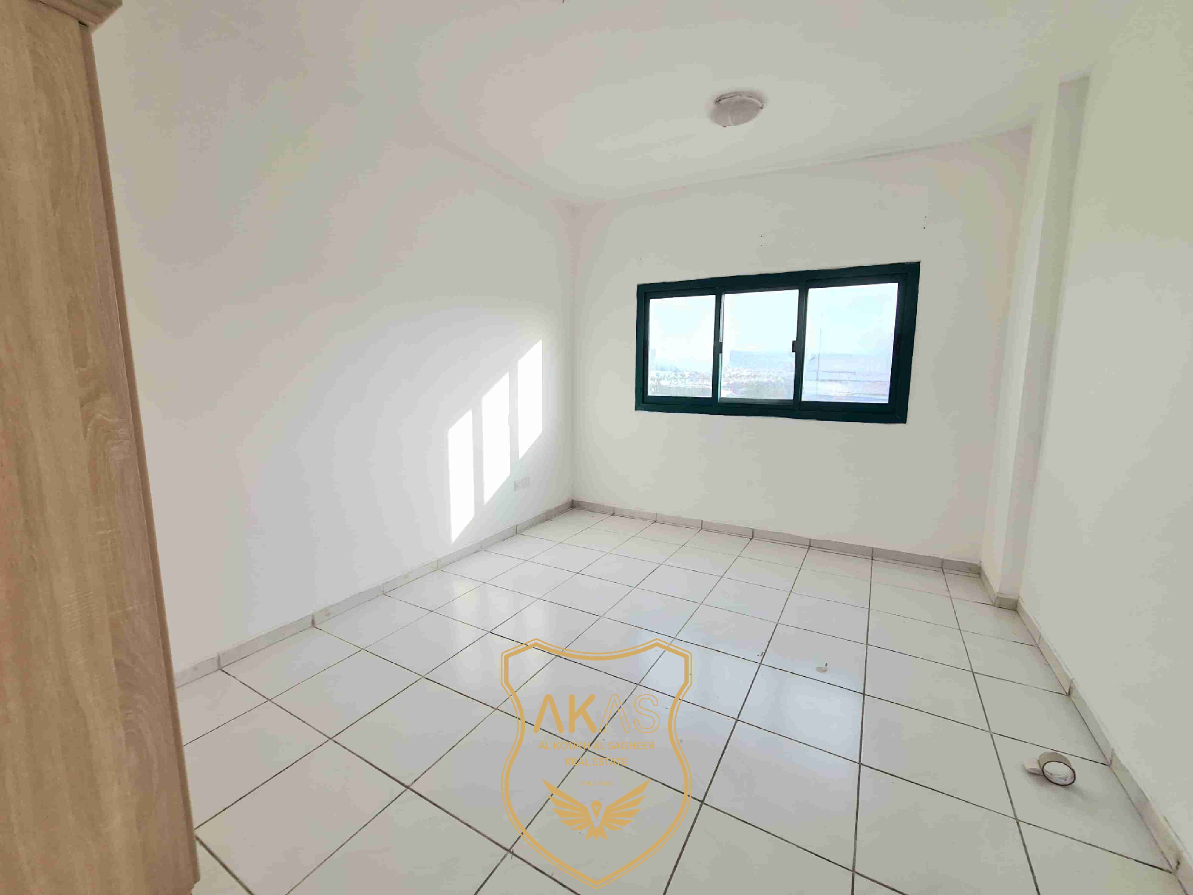 Central Ac 2 Bedrooms with Balcony For Rent