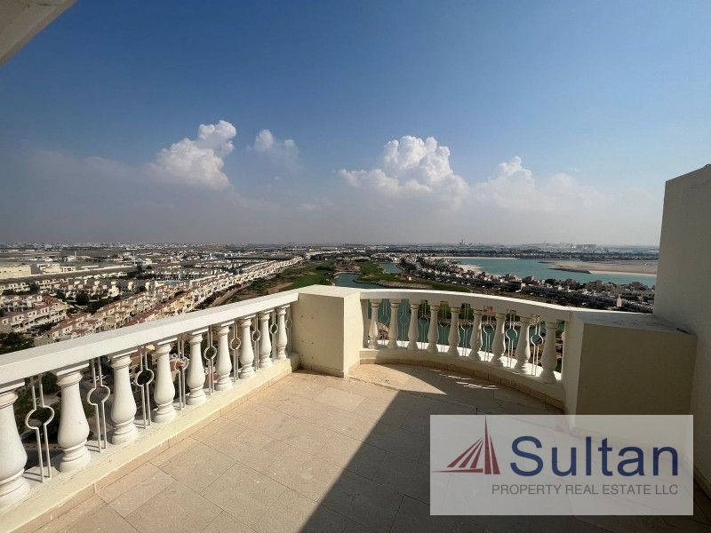 Lovely High Floor Lagon View Beach/Pool/Gym Access