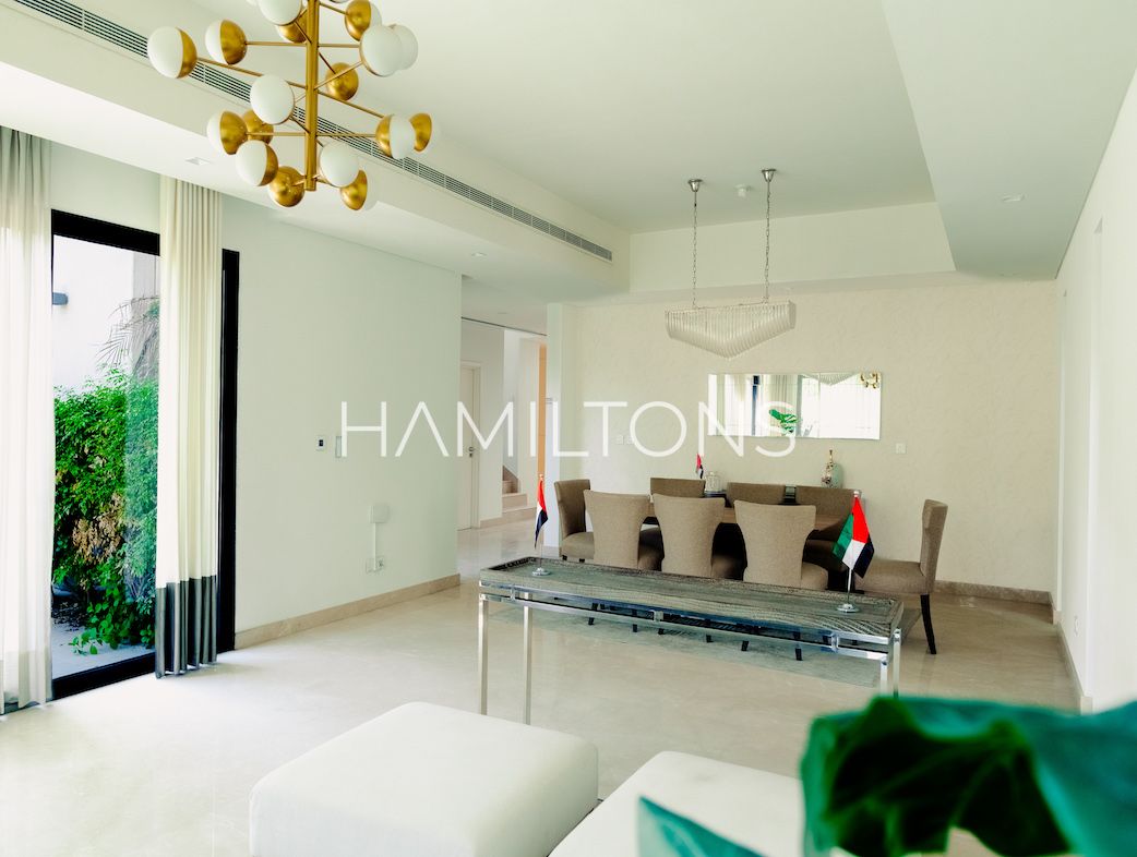 Prime Location Villa | Ideal Investment | Resale