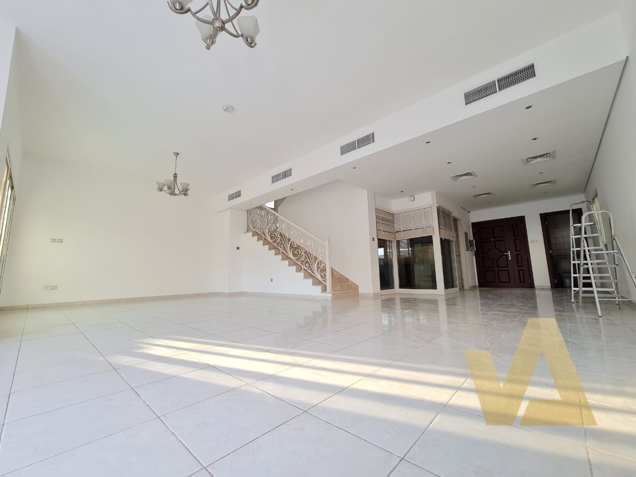 4BHK Villa+ Maid | Vacant | Huge Layout