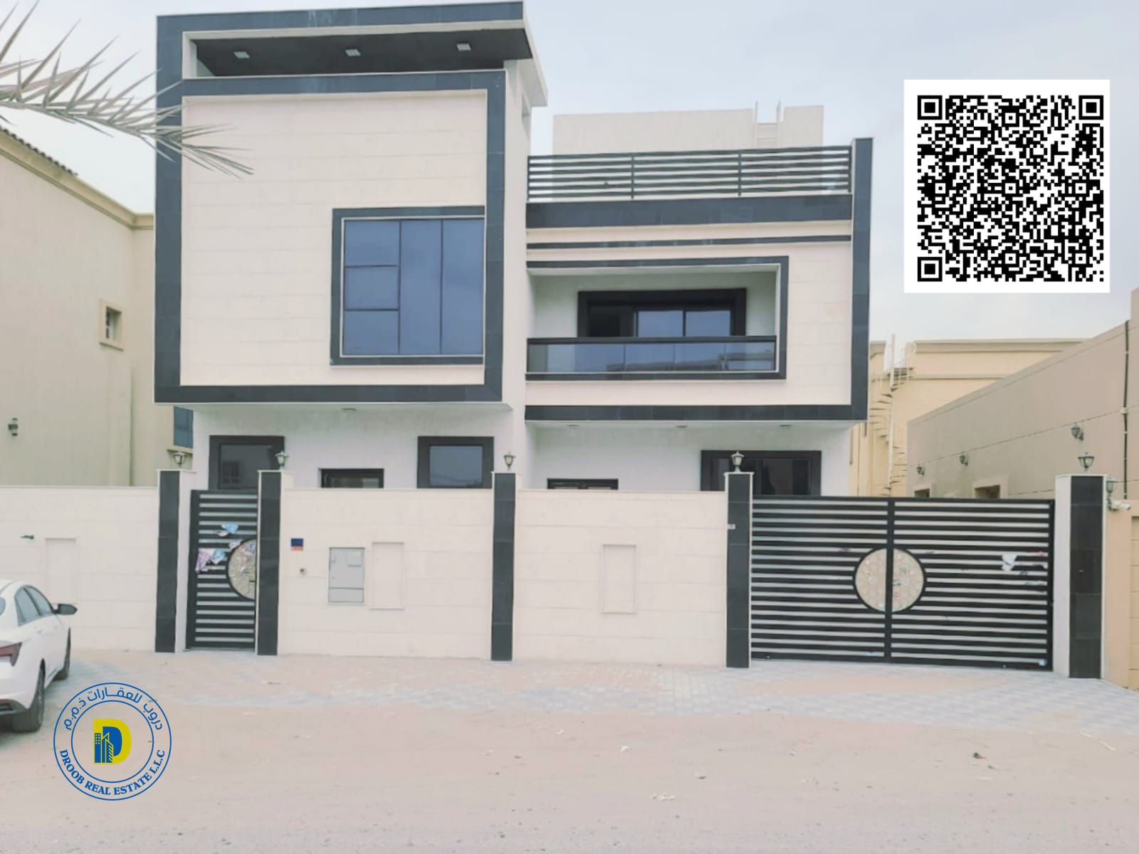 For sale in Al Yasmeen area, a 5-room villa with a roof, at an excellent price