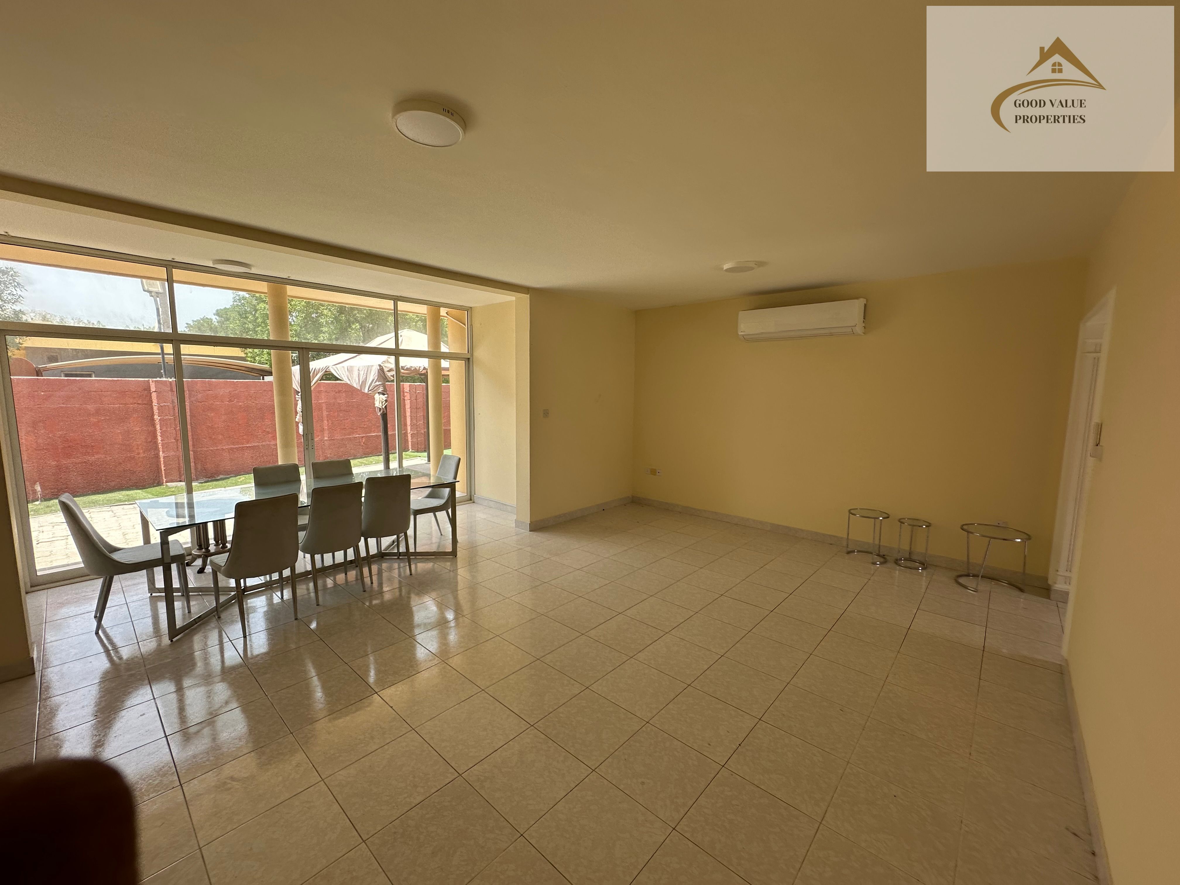 Well maintained 4bhk villa near to sea