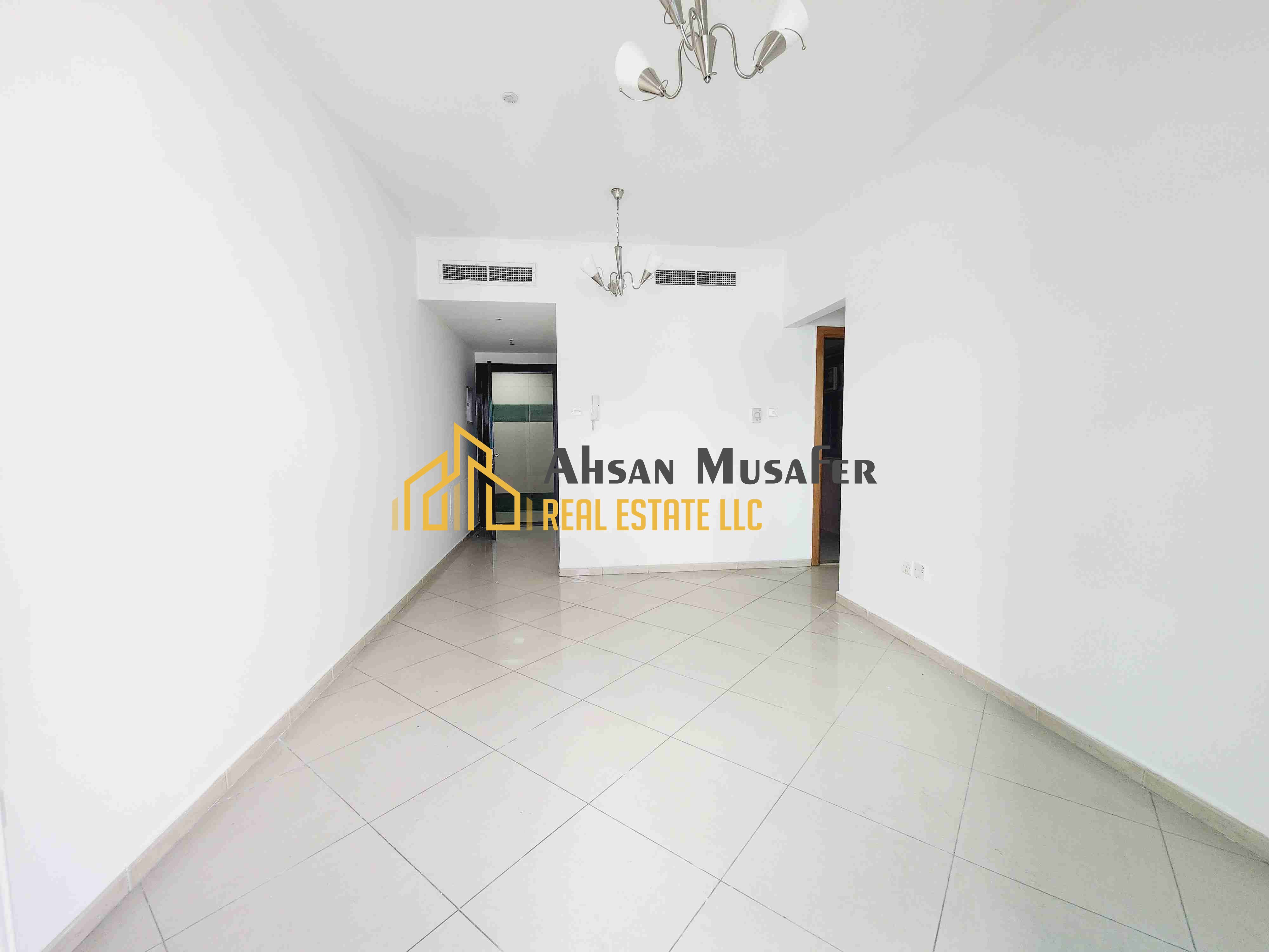 //NO COMMISSION//+10 DAYS FREE) EASY EXIT TO DUBAI NEAR SAHARA CENTRE 5 MINT BY WALK RTA BUS STOP LAST UNIT 1BHK WITH ONE WASHROOM WITH BALCONY AL NAHDA SHARJAH