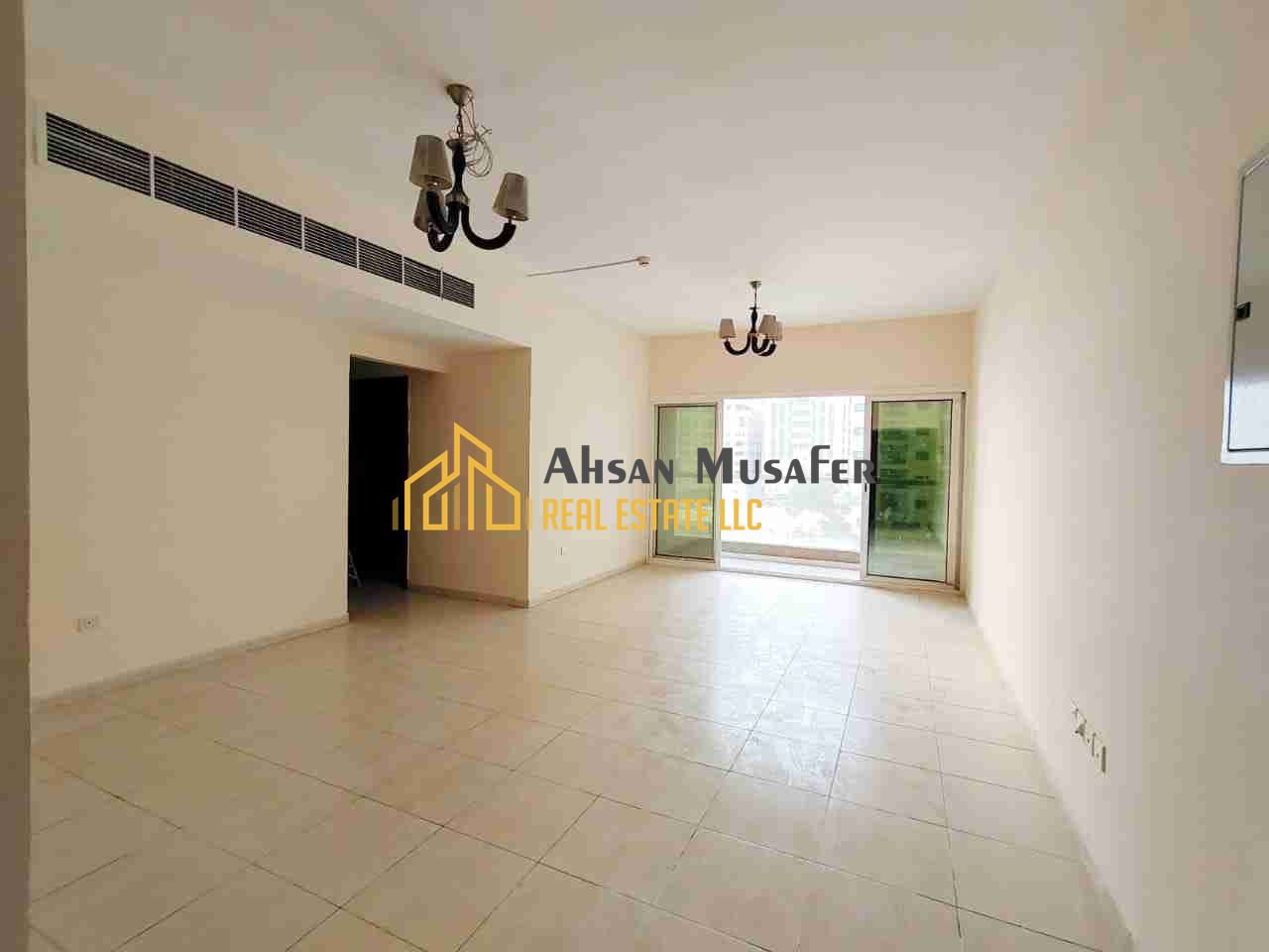 //LIMITED TIME OFFER//15 DAYS FREE+6CHQS// EASY EXIT TO DUBAI NEAR SAHARA CENTRE AND NEAR RTA BUS STOP LAST UNIT 2BHK WITH 2WASHROOM BALCONY ALSO HAVE